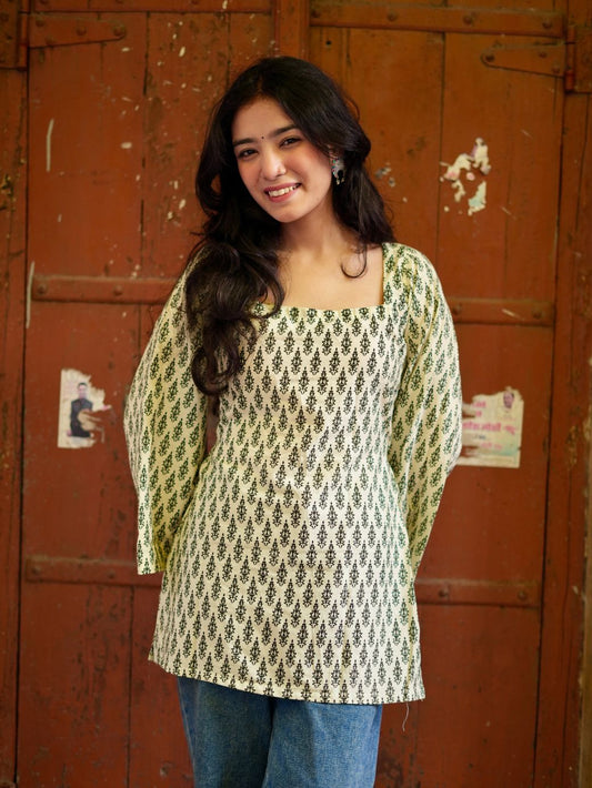Amaira Square Neck Kurti