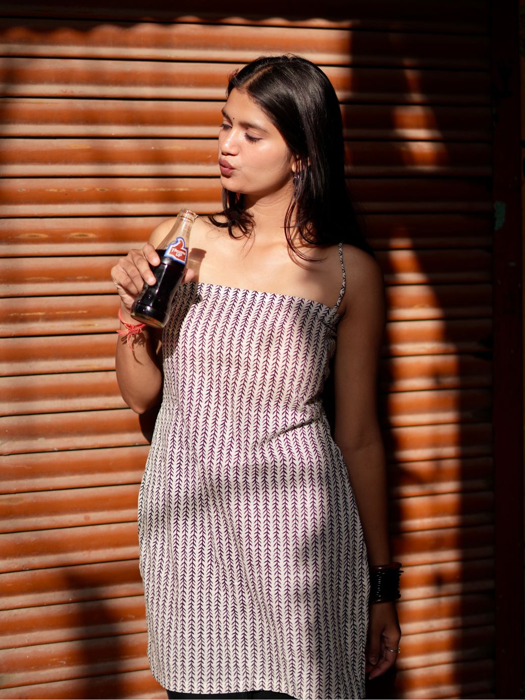 Noir Ivy Sleeveless Cotton Kurti