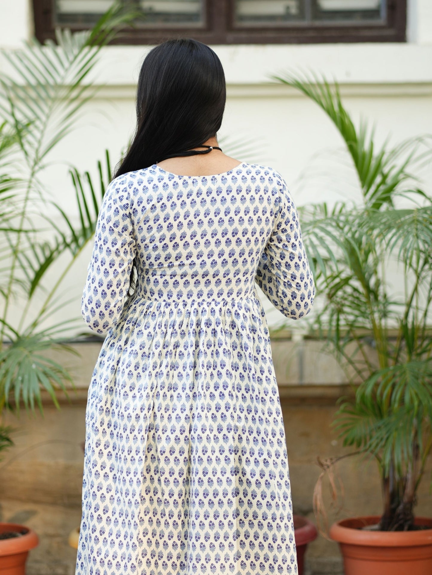 Aradhya White Blue Printed Cotton Kameez with Full Sleeves