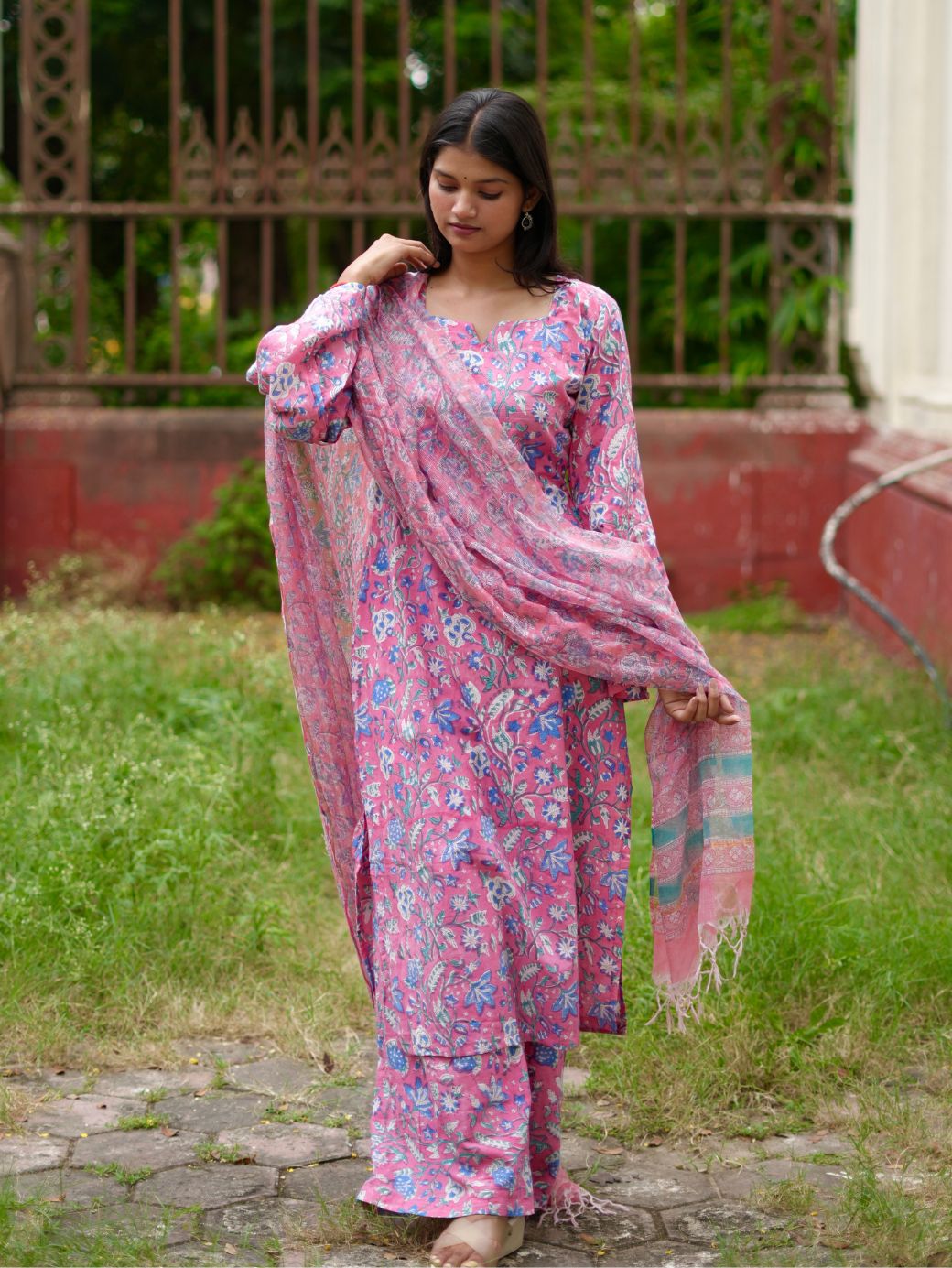 Afra Kurta Set