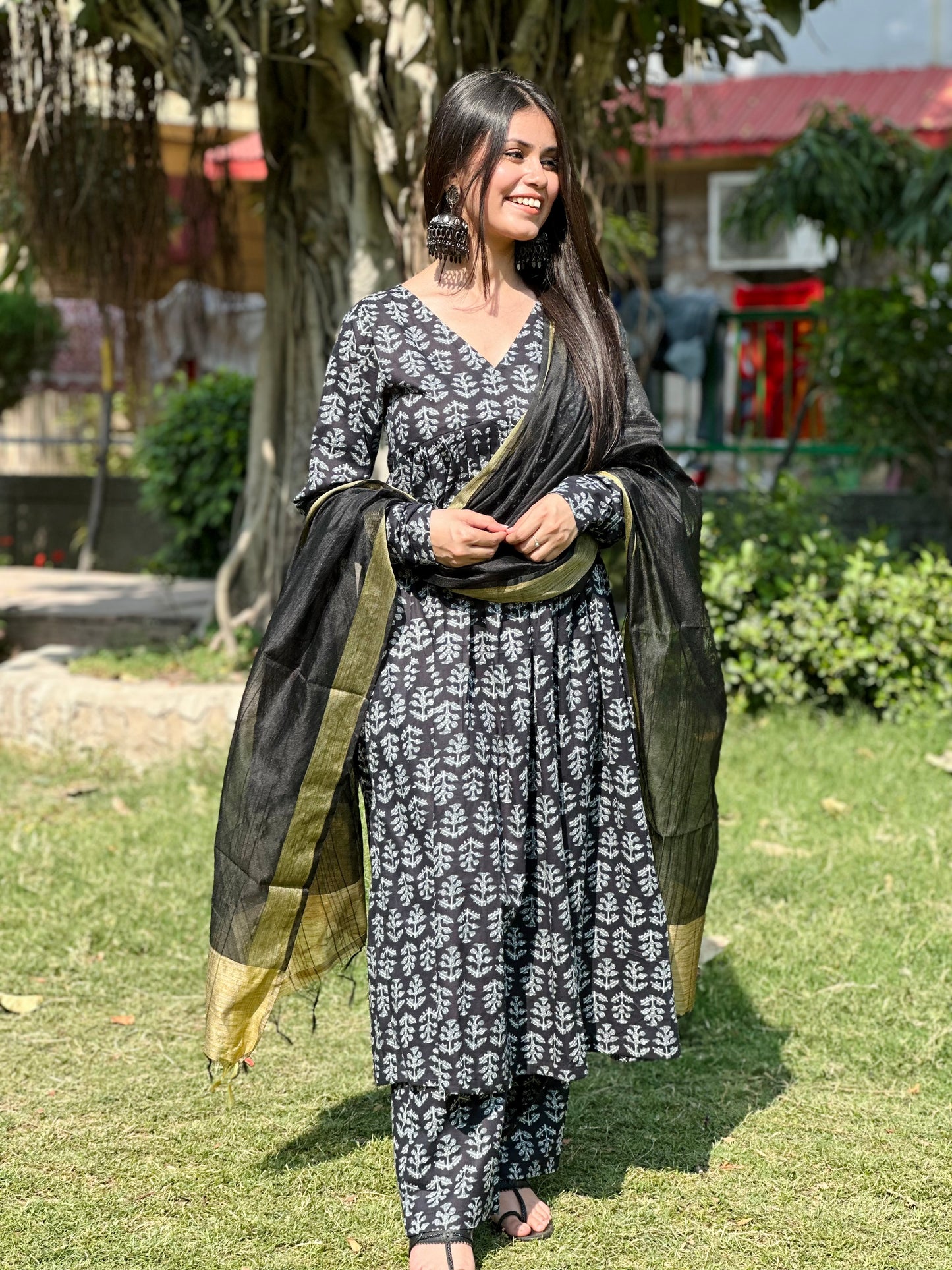 Veda three piece suit set