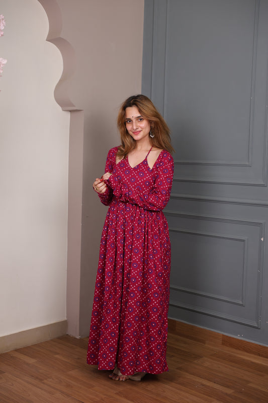 Gulabi Bandhej Kameez