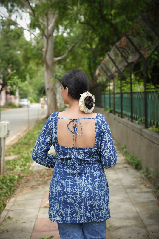 Baagrika Sweetheart Neck Blue Short kurti