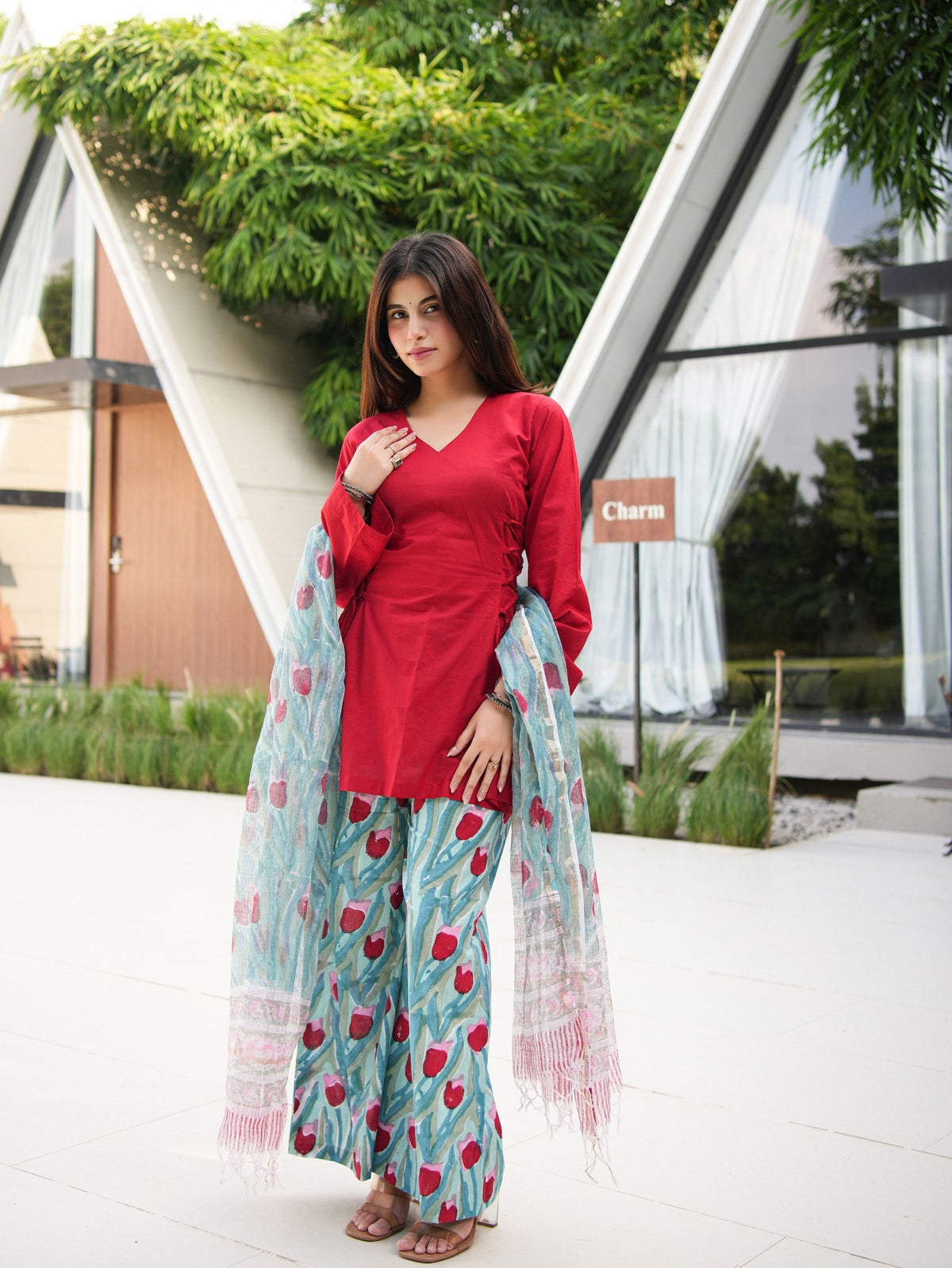 Shree Three Piece Straight Set