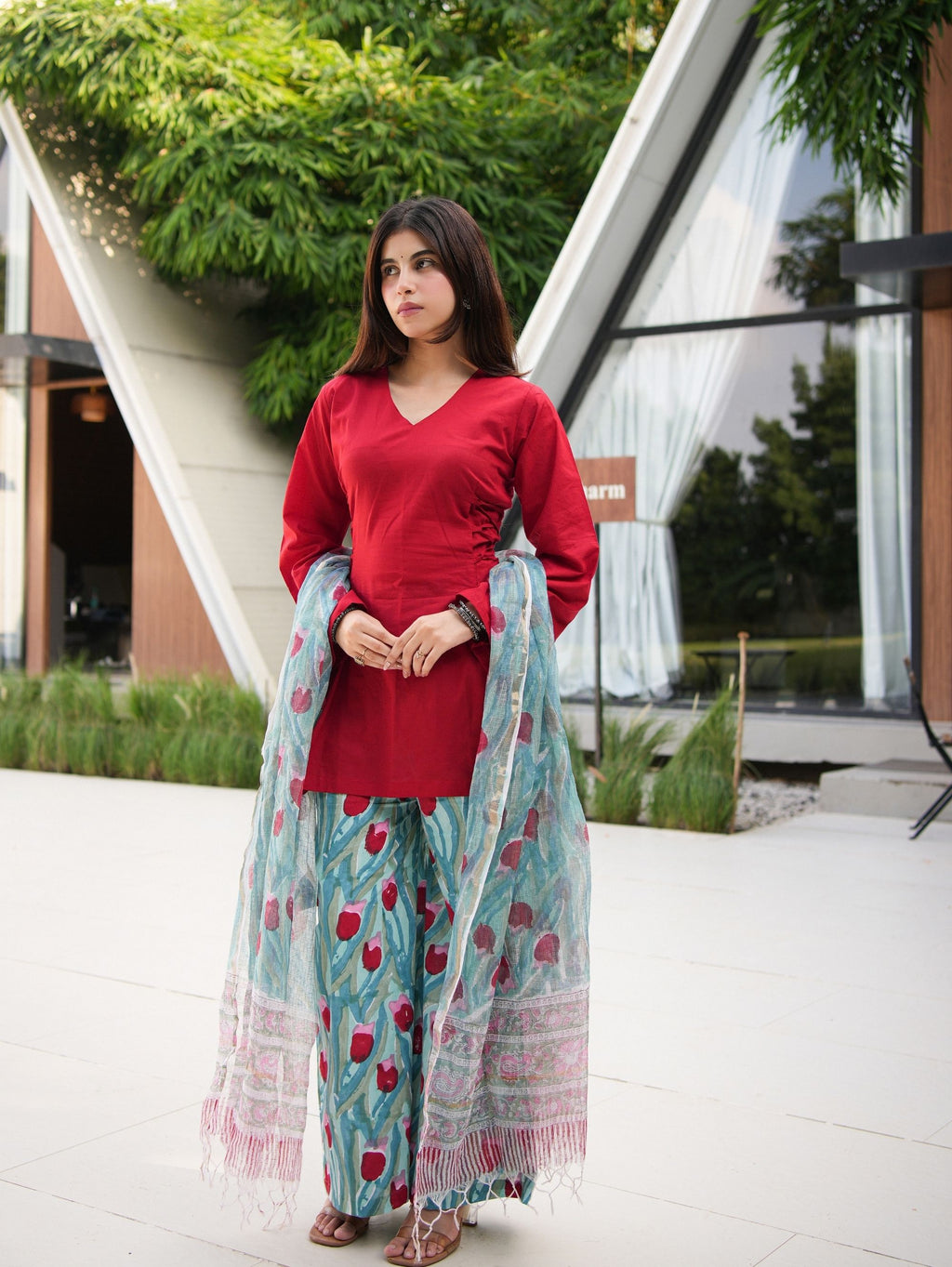 Shree Three Piece Straight Set