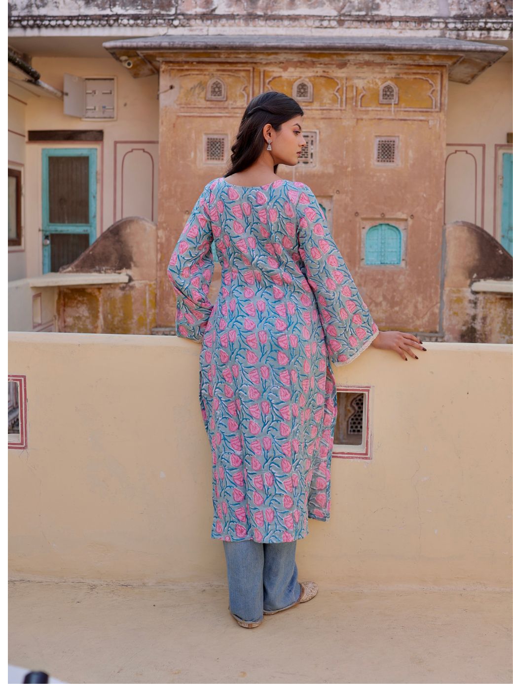 Sia Winter Kameez in Gojh Fabric