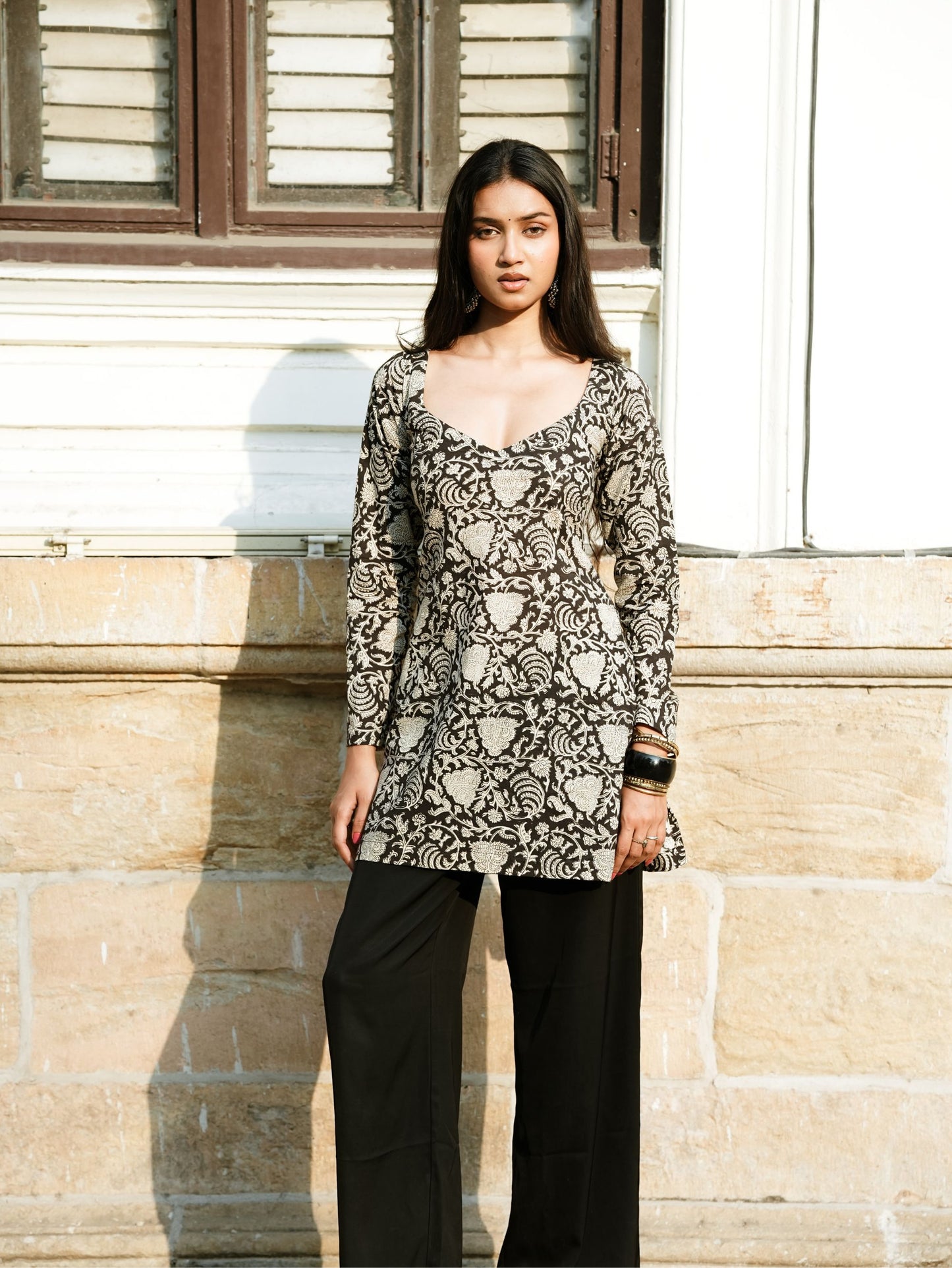 Ragini Black Handblock Sweetheart Neck Short Kurti