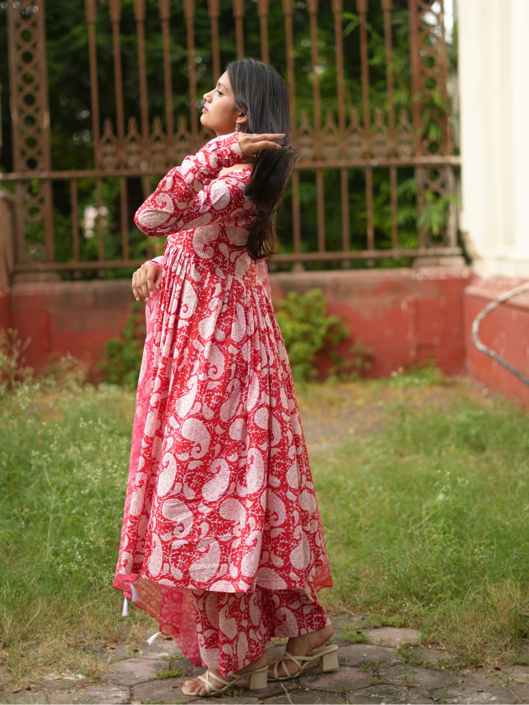 Aaina set (with extra ghera)