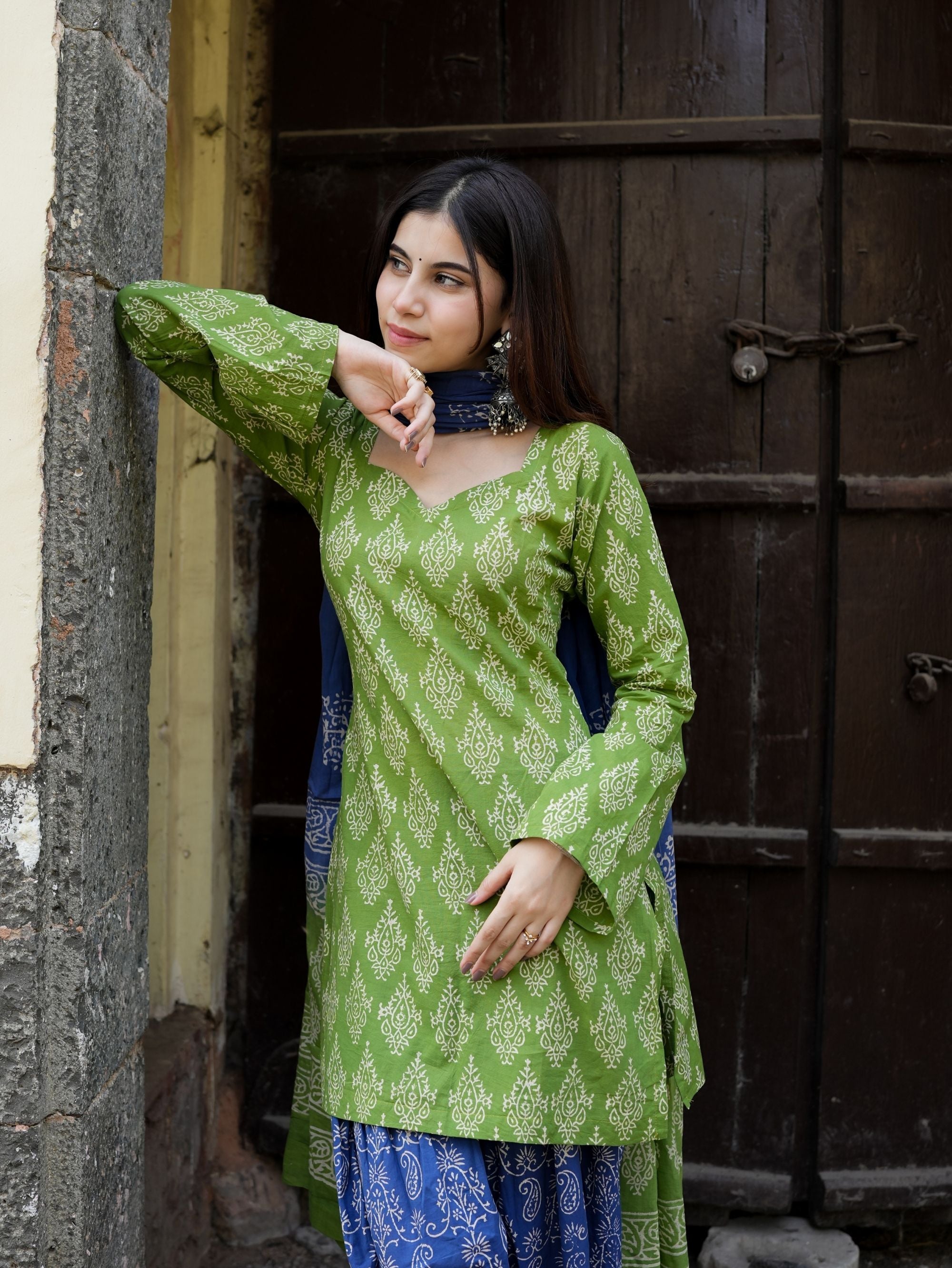 Suhani Green Blue Cotton Farshi Salwar Suit Set