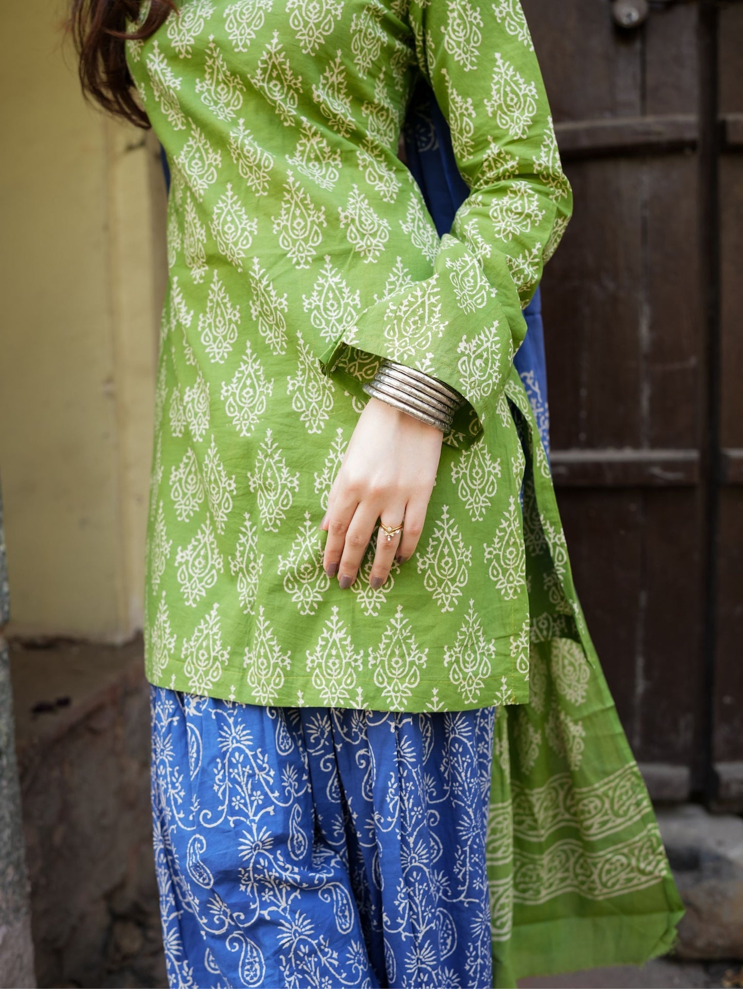 Suhani Green Blue Cotton Farshi Salwar Suit Set