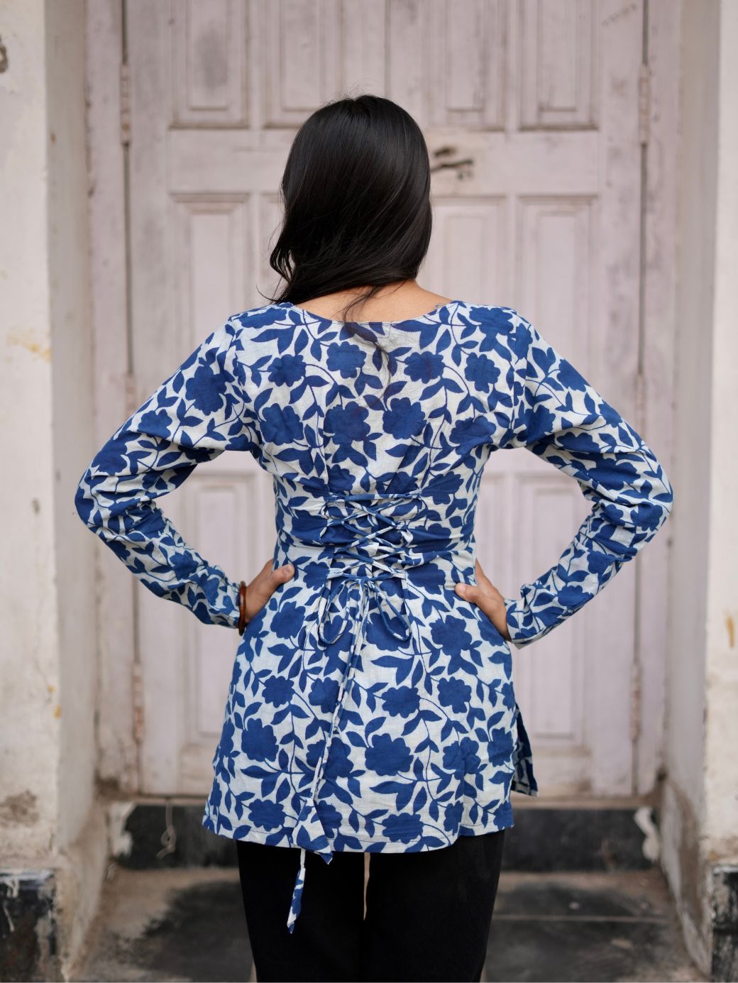 Aarya Blue Bloom Square Neck Cotton Kurti