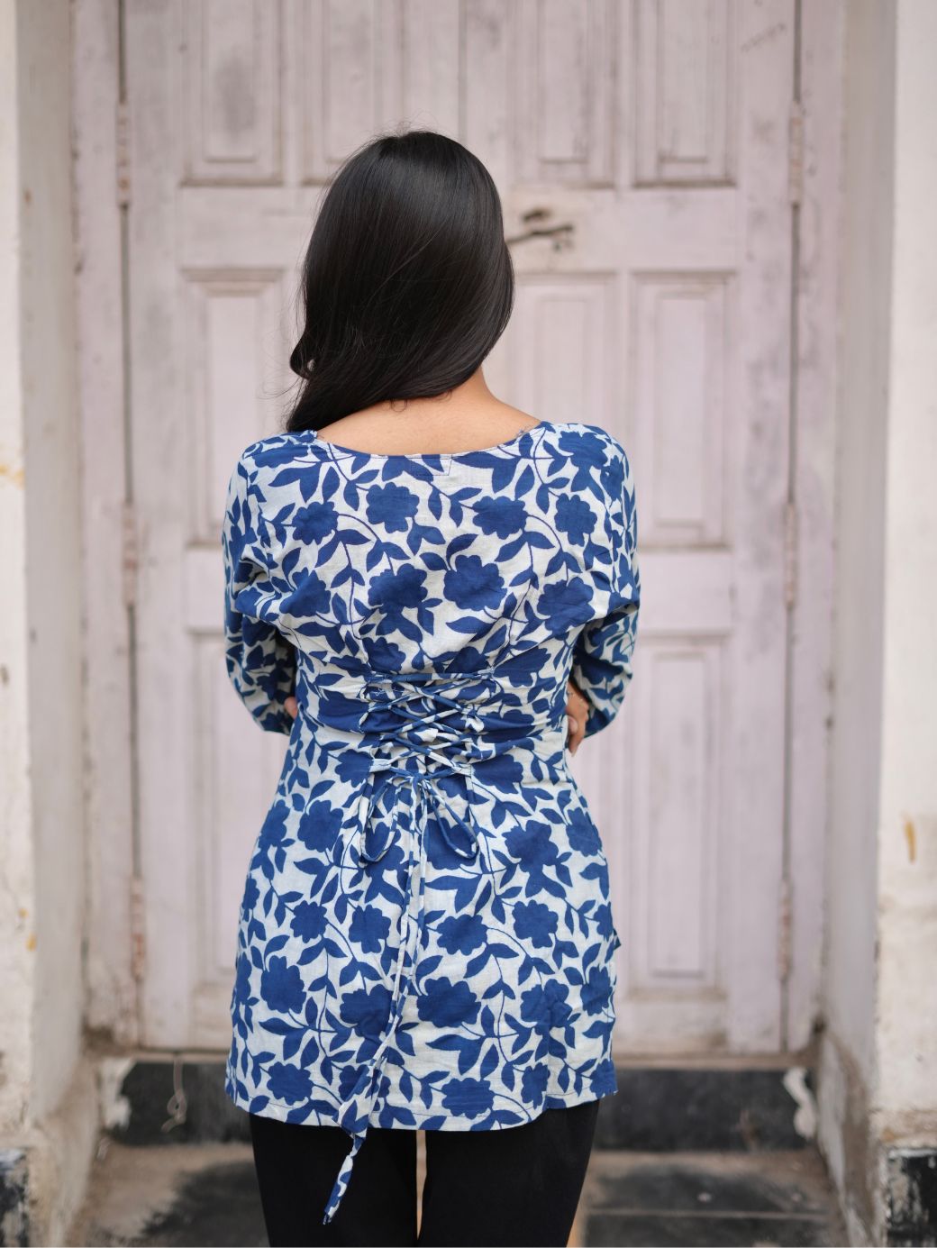 Aarya Blue Bloom Square Neck Cotton Kurti