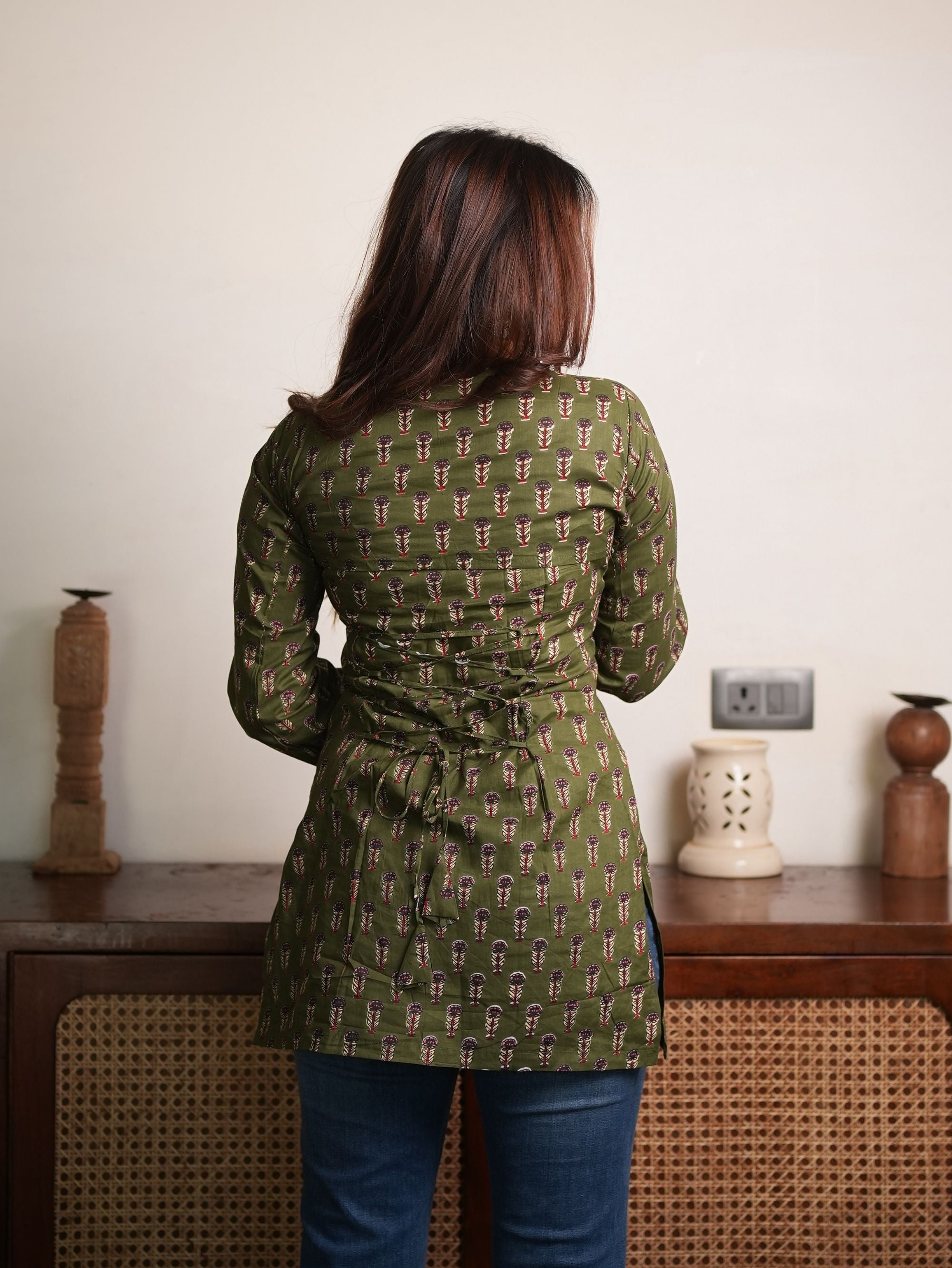 Mint Mirage Green Cotton Short Kurti with Convertible Neck