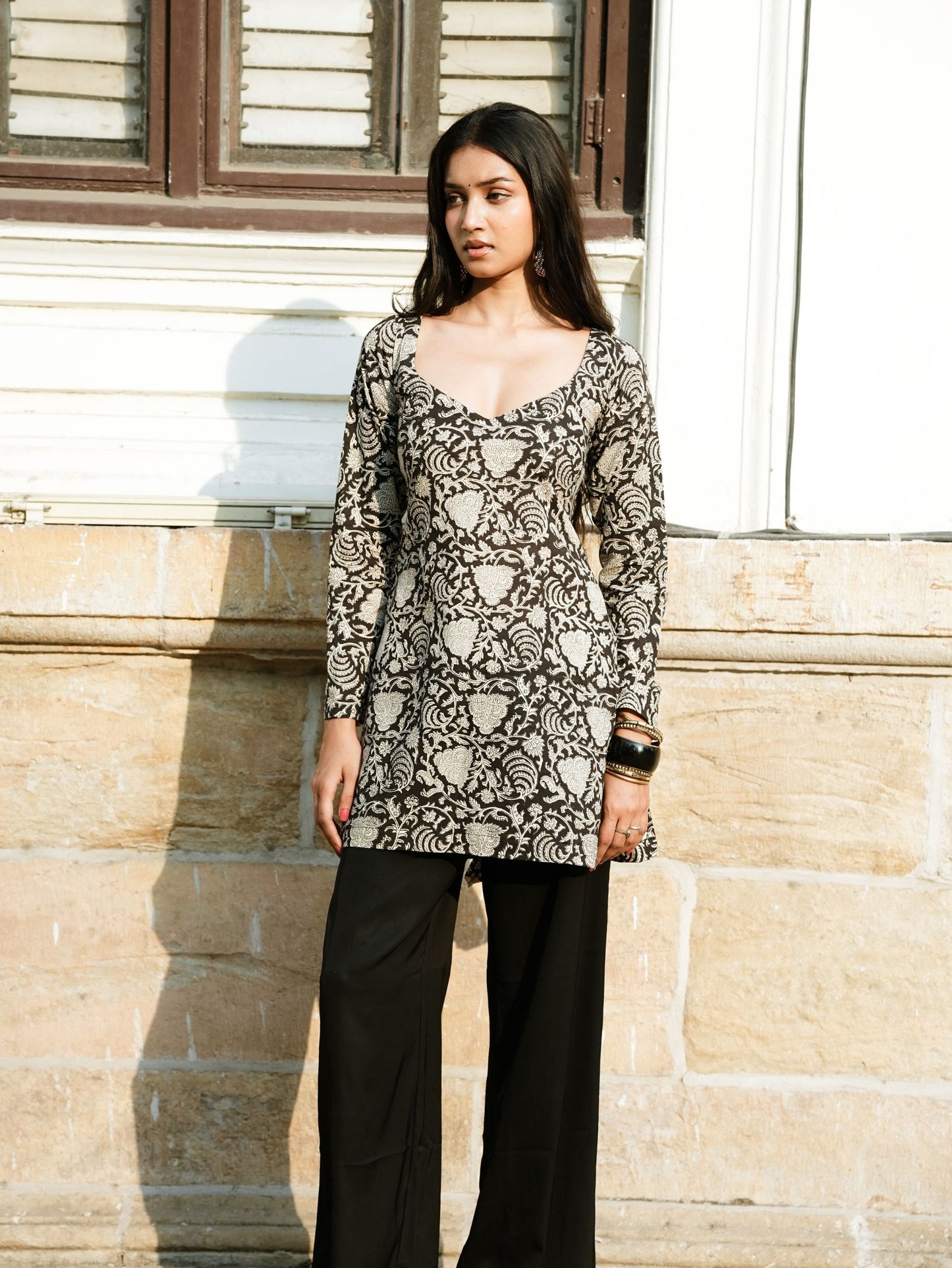 Ragini Black Handblock Sweetheart Neck Short Kurti