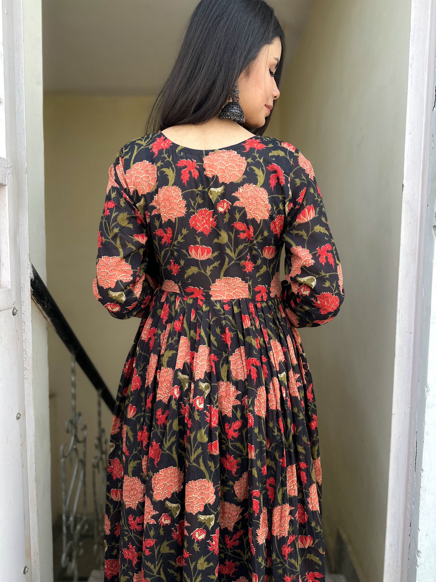 Black floral kameez