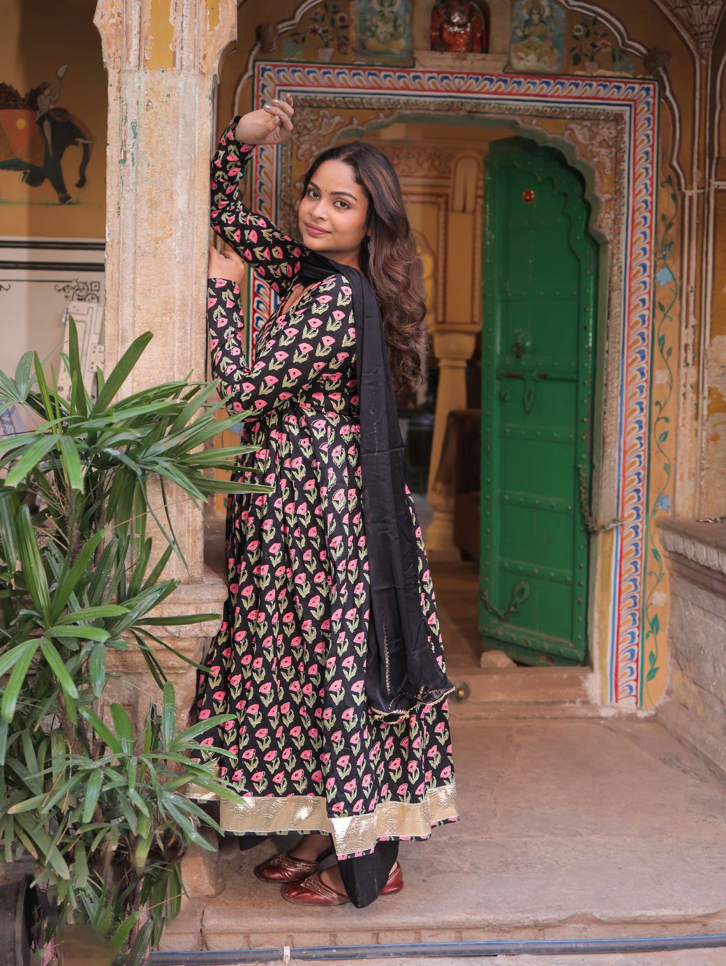 Siyahi Gul Anarkali Set – 3 Piece Cotton Ensemble