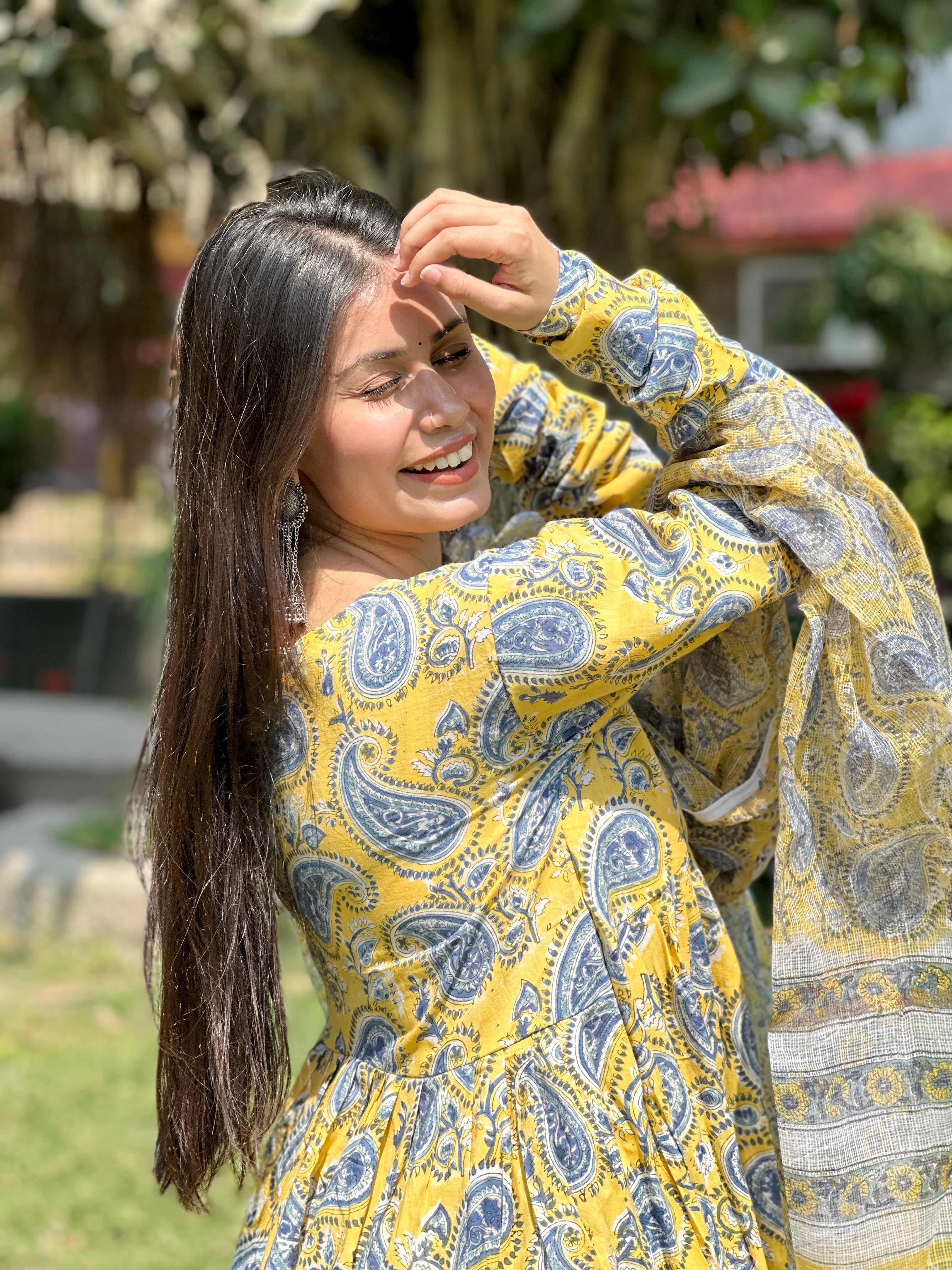 Yellow Paisley Anarkali Set( Kota doriya)