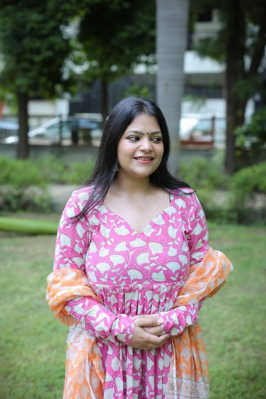Kesar gulabi three piece set