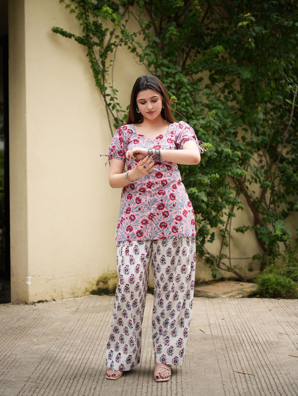 Gulshan Pink & White Three Piece Farshi Set