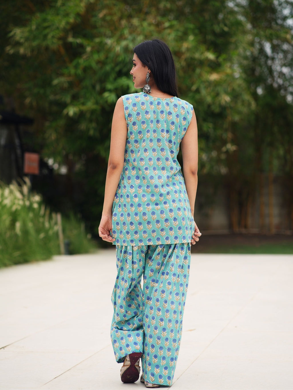 Rukhsar Sleeveless Blue & Green Cotton Farshi Set for Women