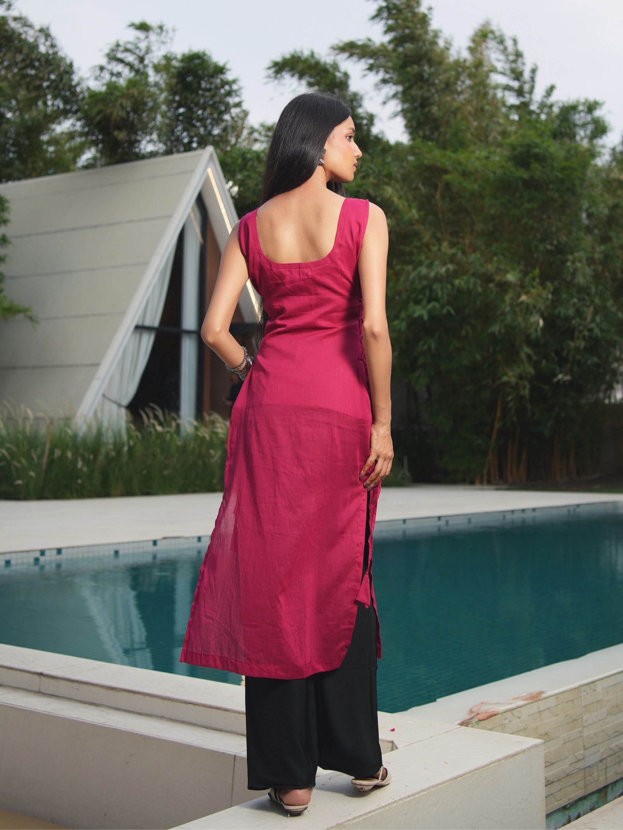 Ruhi Sleeveless Mul Cotton Long Corset Kurti for Women
