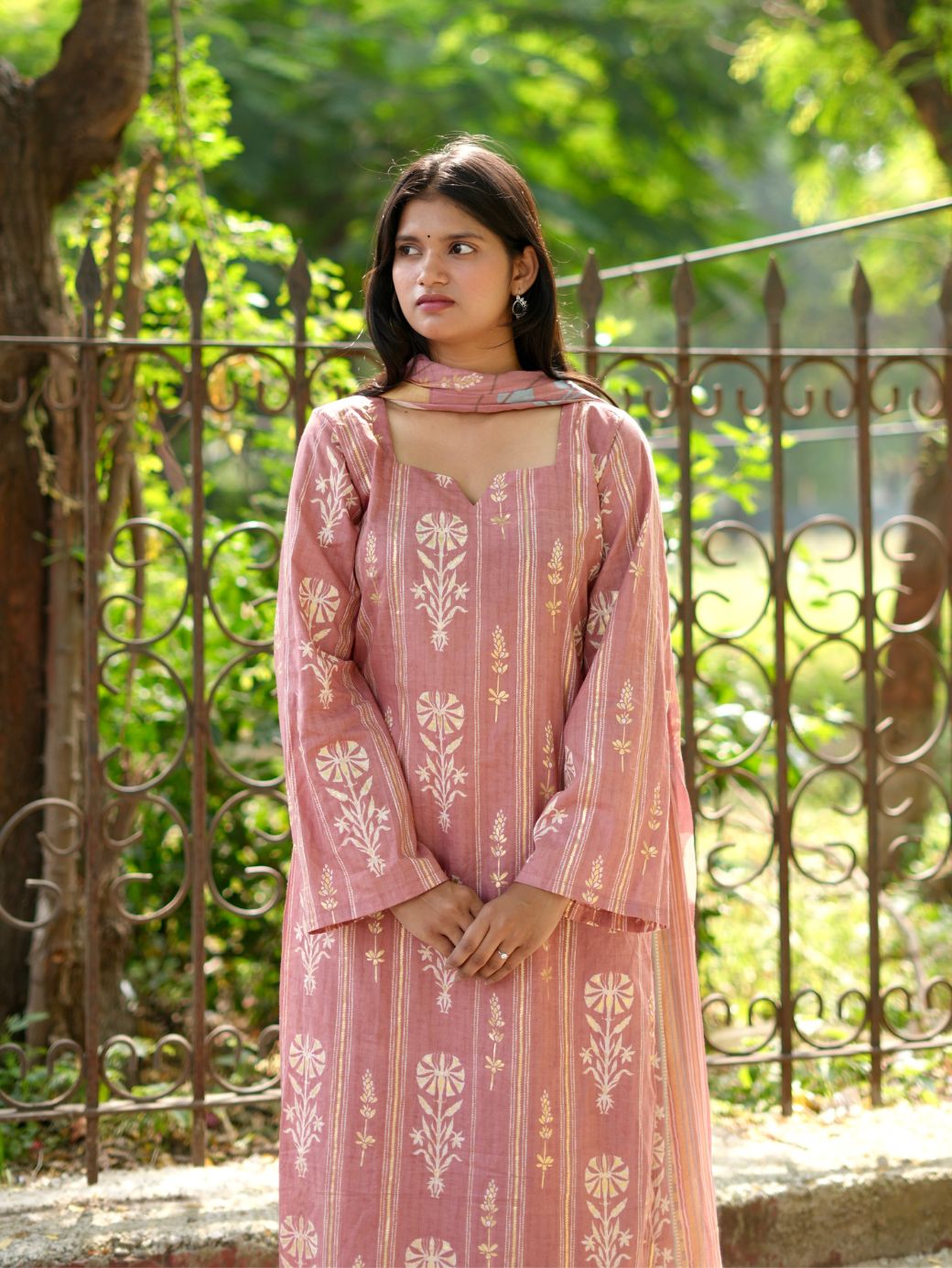 Dusty Rose Elegance Kurta Set