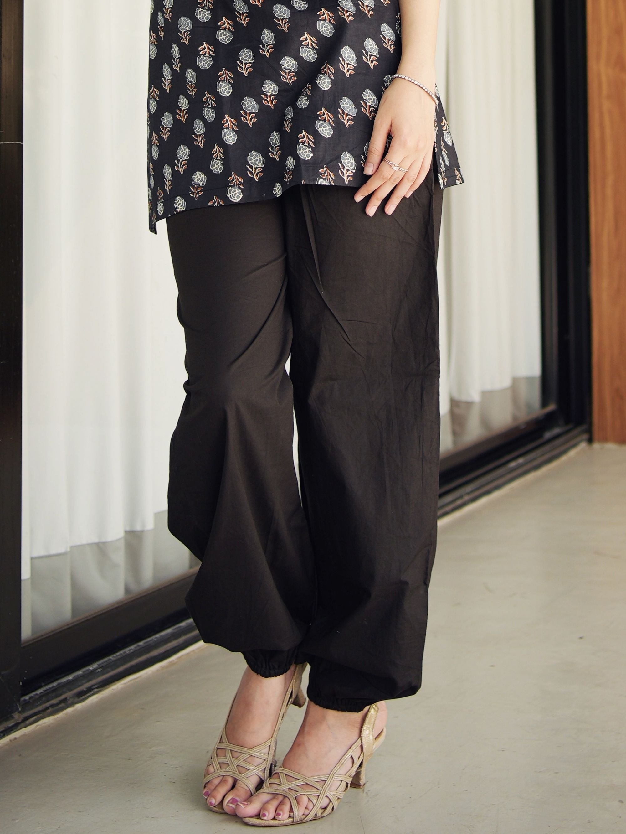 Urvi Black Cotton Two Piece Set