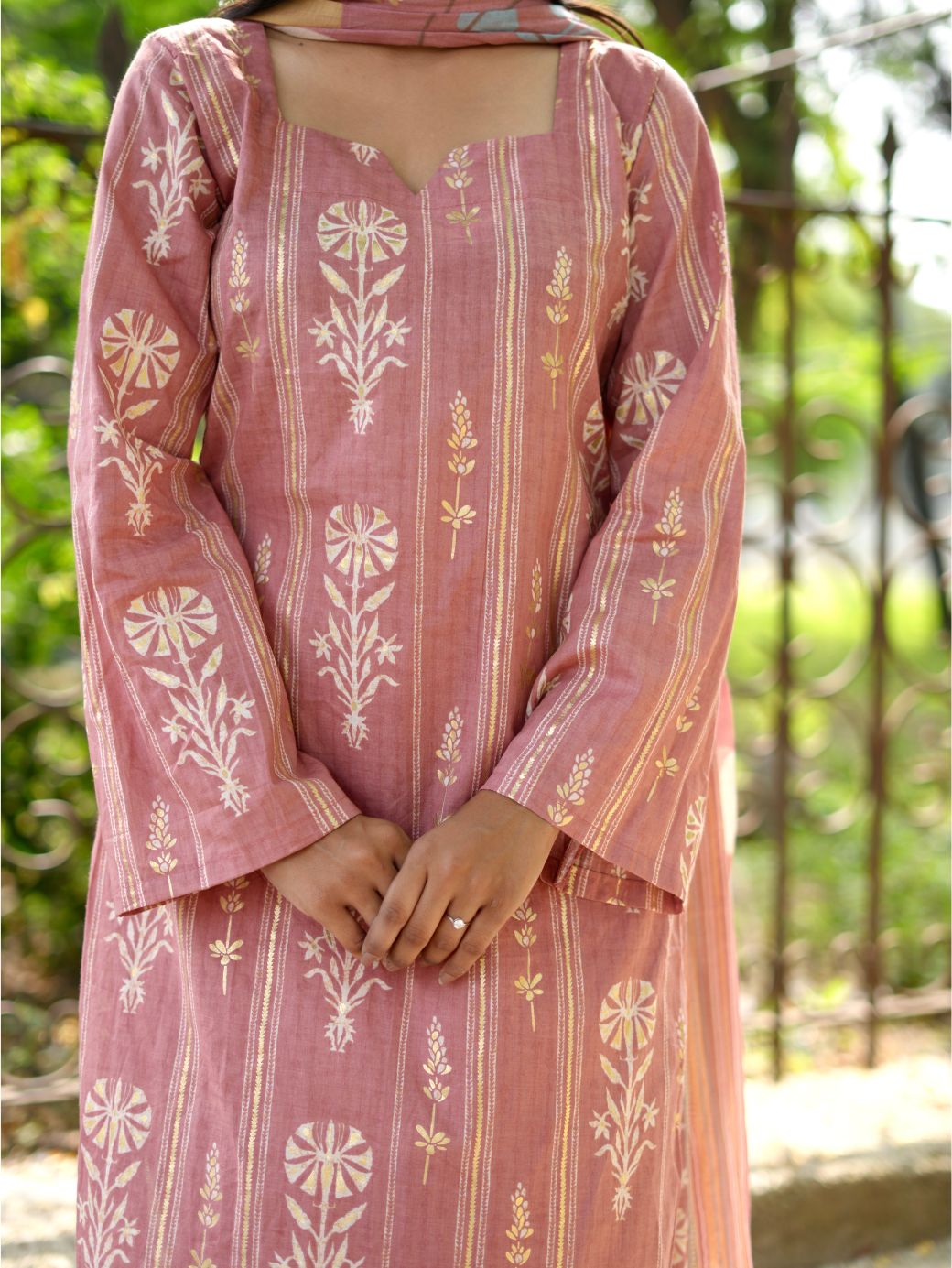 Dusty Rose Elegance Kurta Set