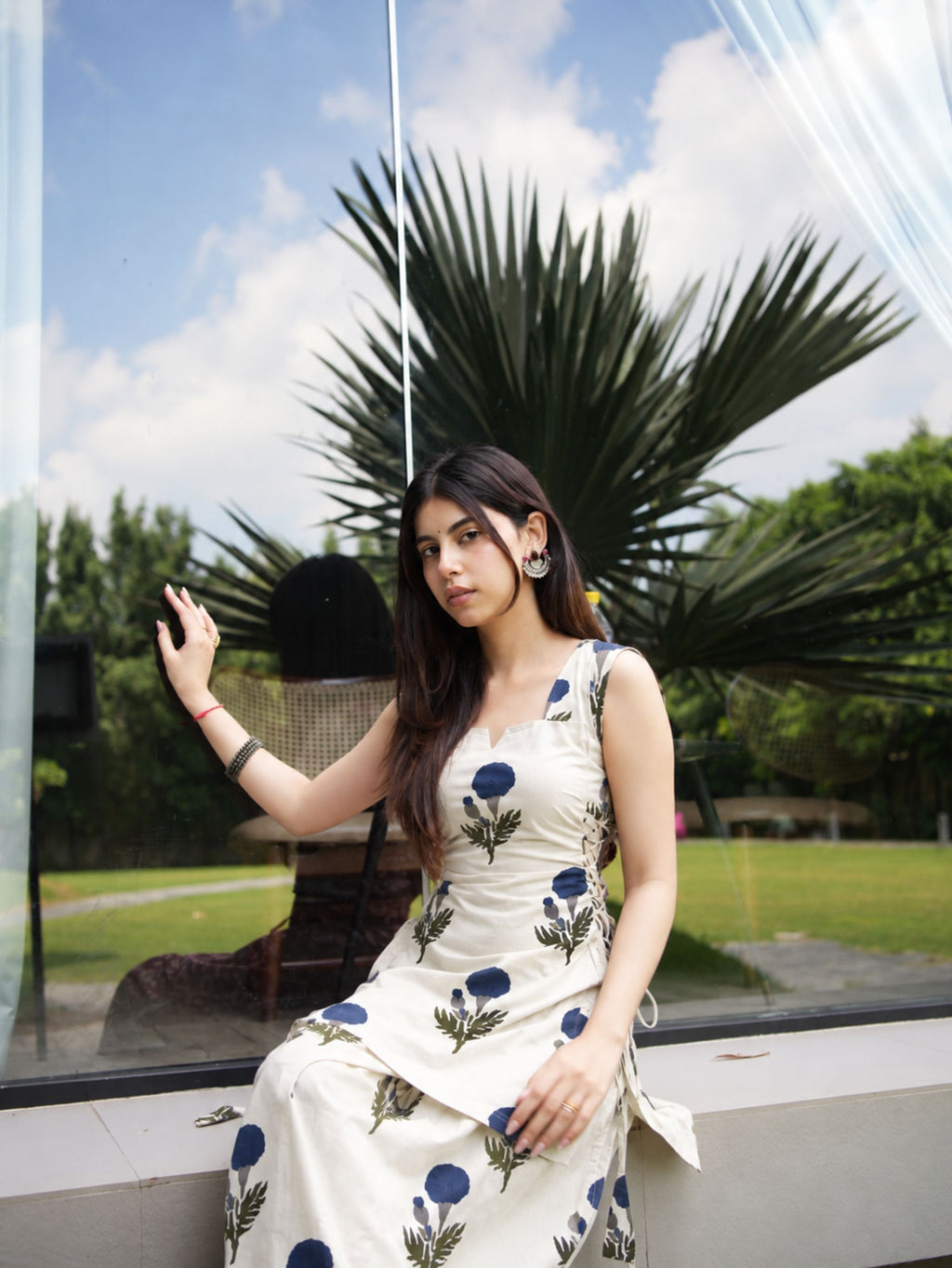 Hans White & Blue Two Piece Farshi Set