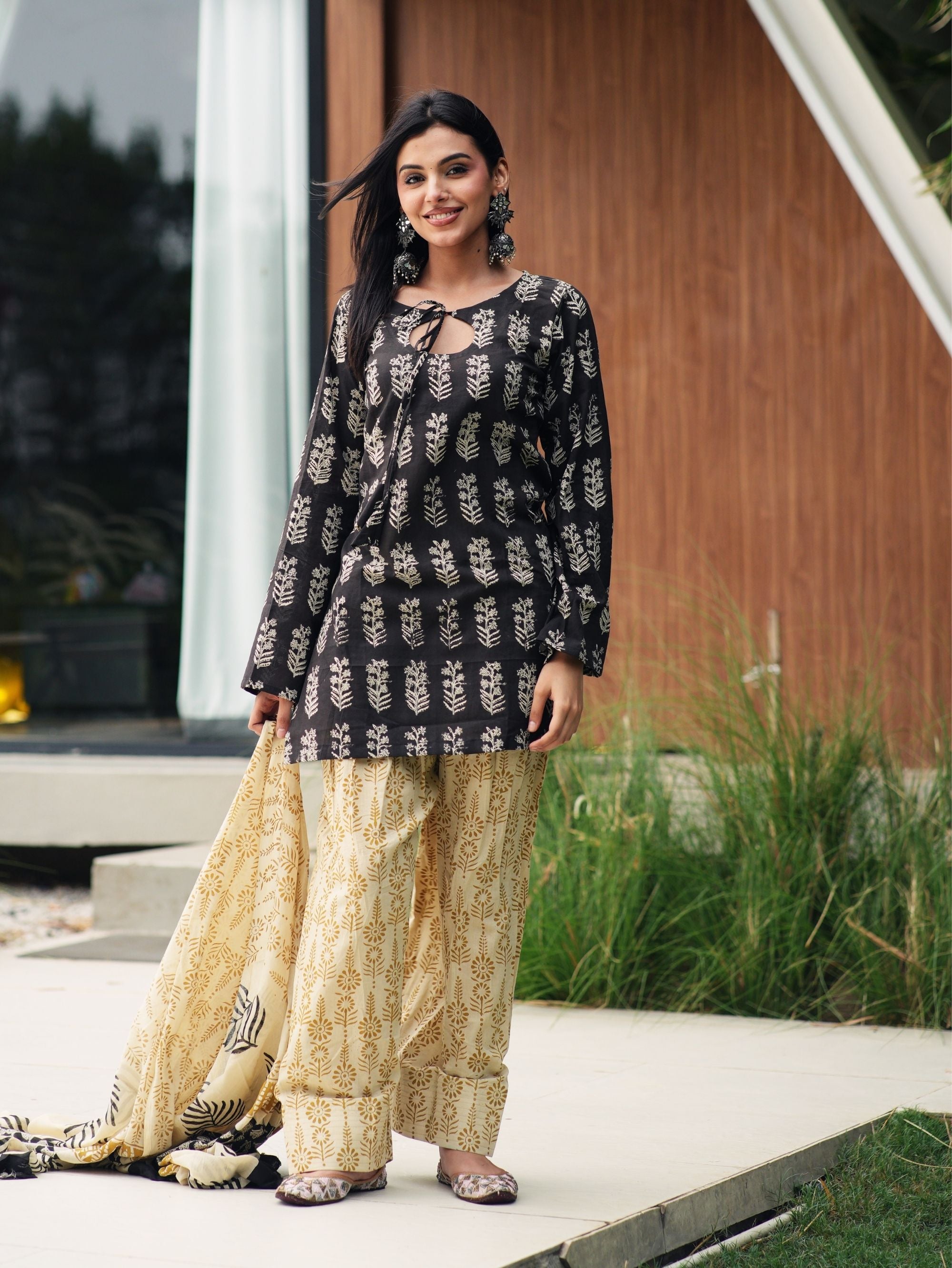 Hala Three Piece Farshi Set for Women