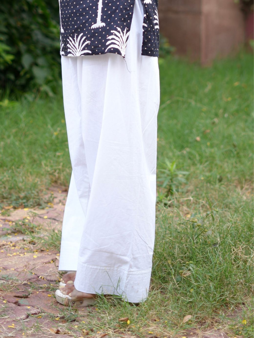 Farshi Salwar White