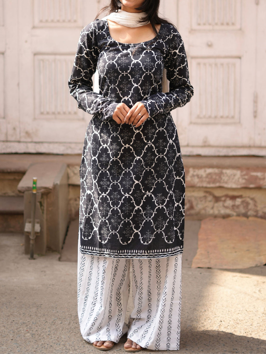 Noir Elegance Kurta Set