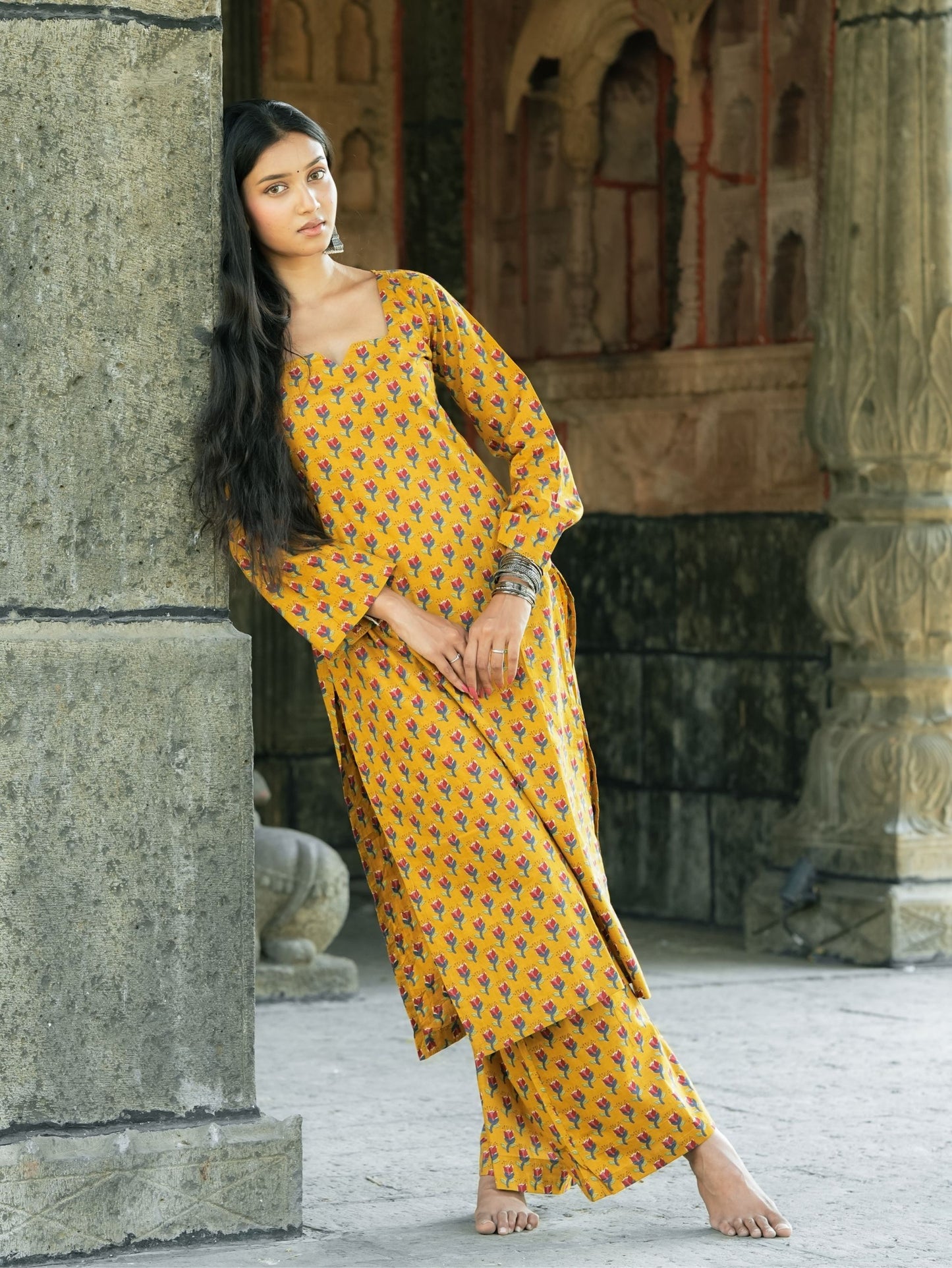 Dariya Mustard Cotton Kurta Pant Set with Sweetheart Neck