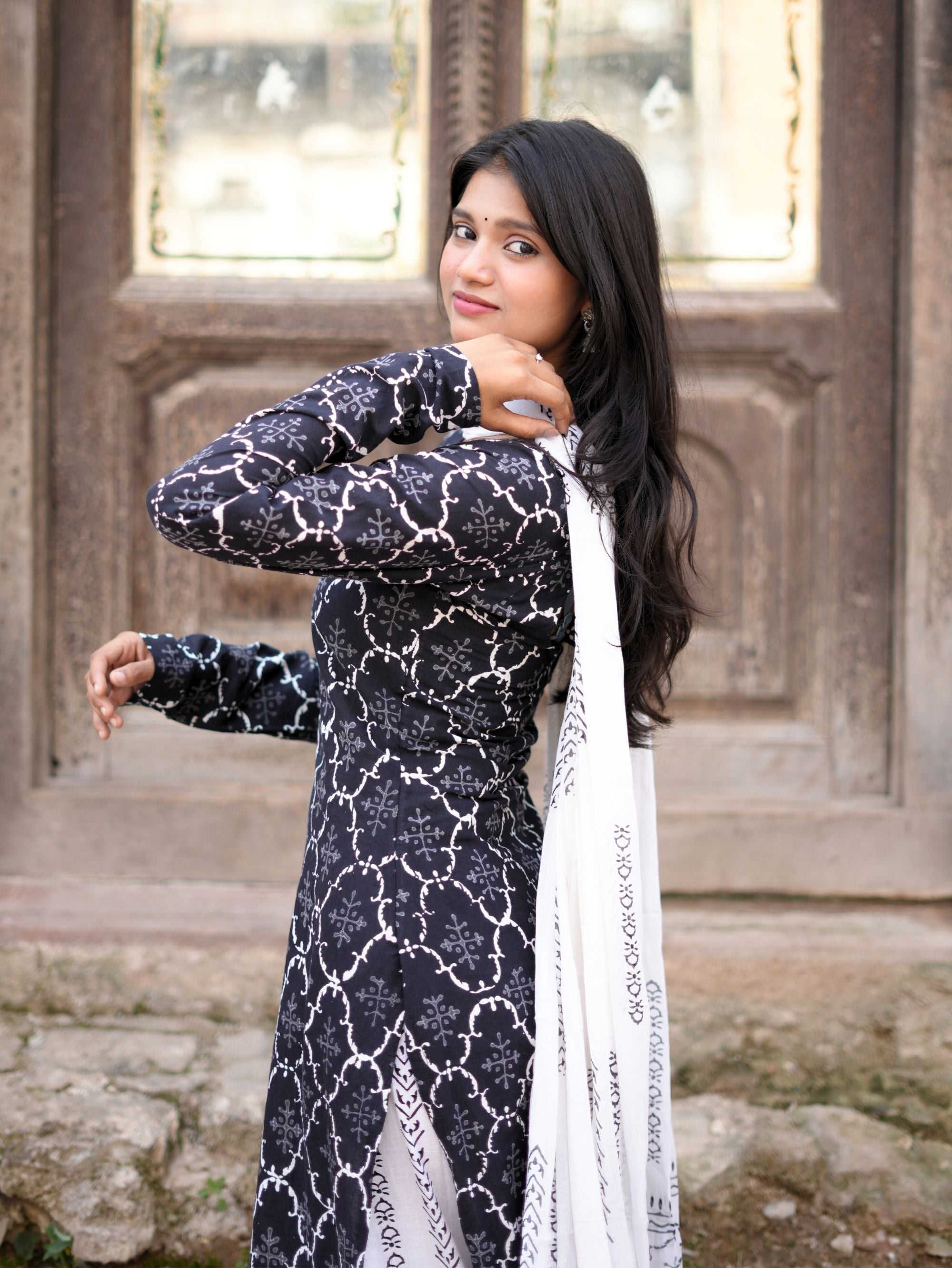Noir Elegance Kurta Set