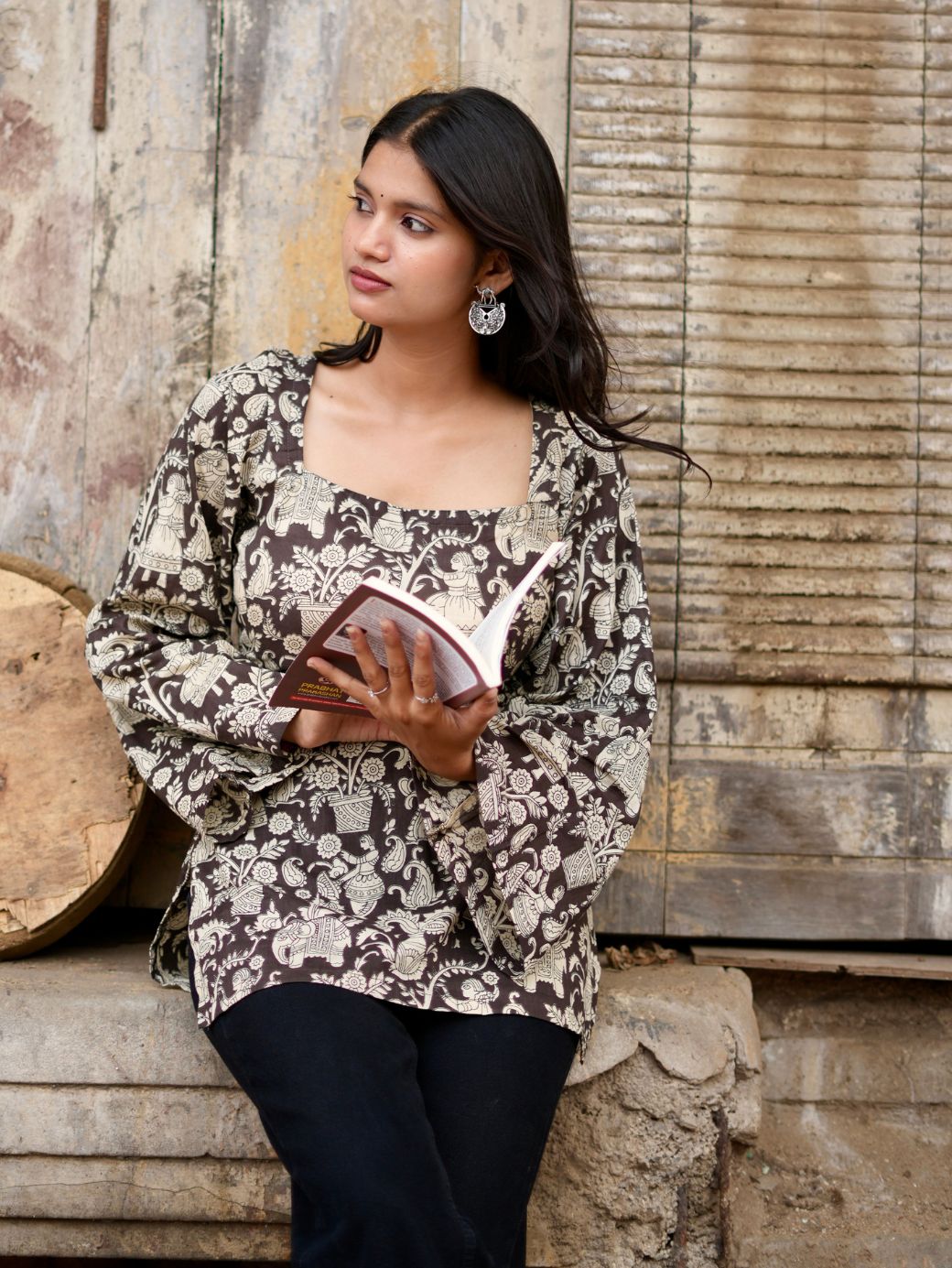Tula Square Neck Printed Kurti