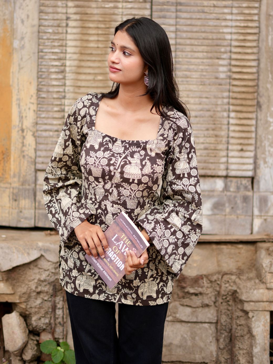 Tula Square Neck Printed Kurti
