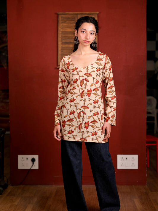 Aranya Beige Cotton Sweetheart Neck Short Kurti