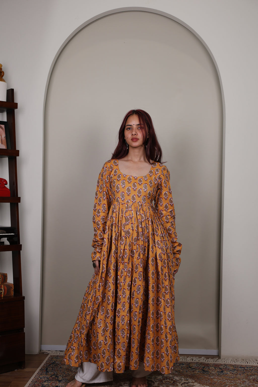 Kesariya Ghera Kameez