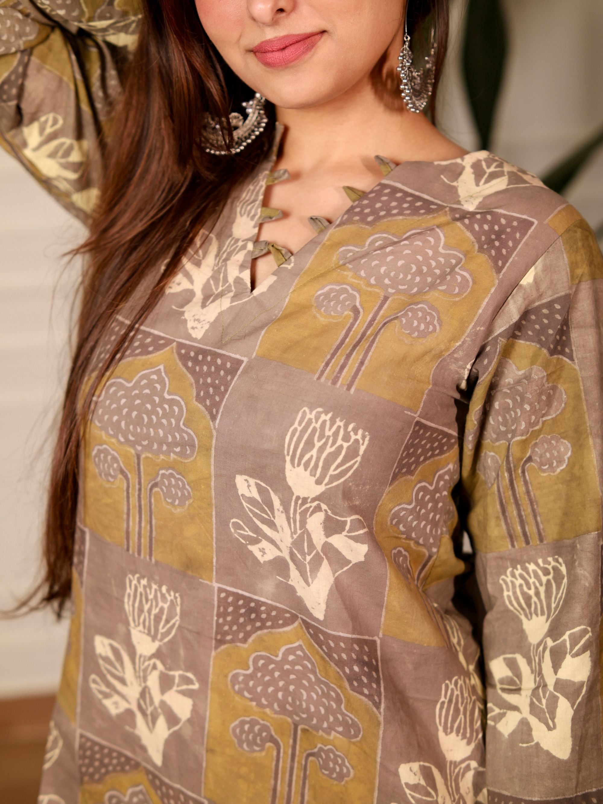 Aalam Beige Ajrakh Print Cotton Short Kurti
