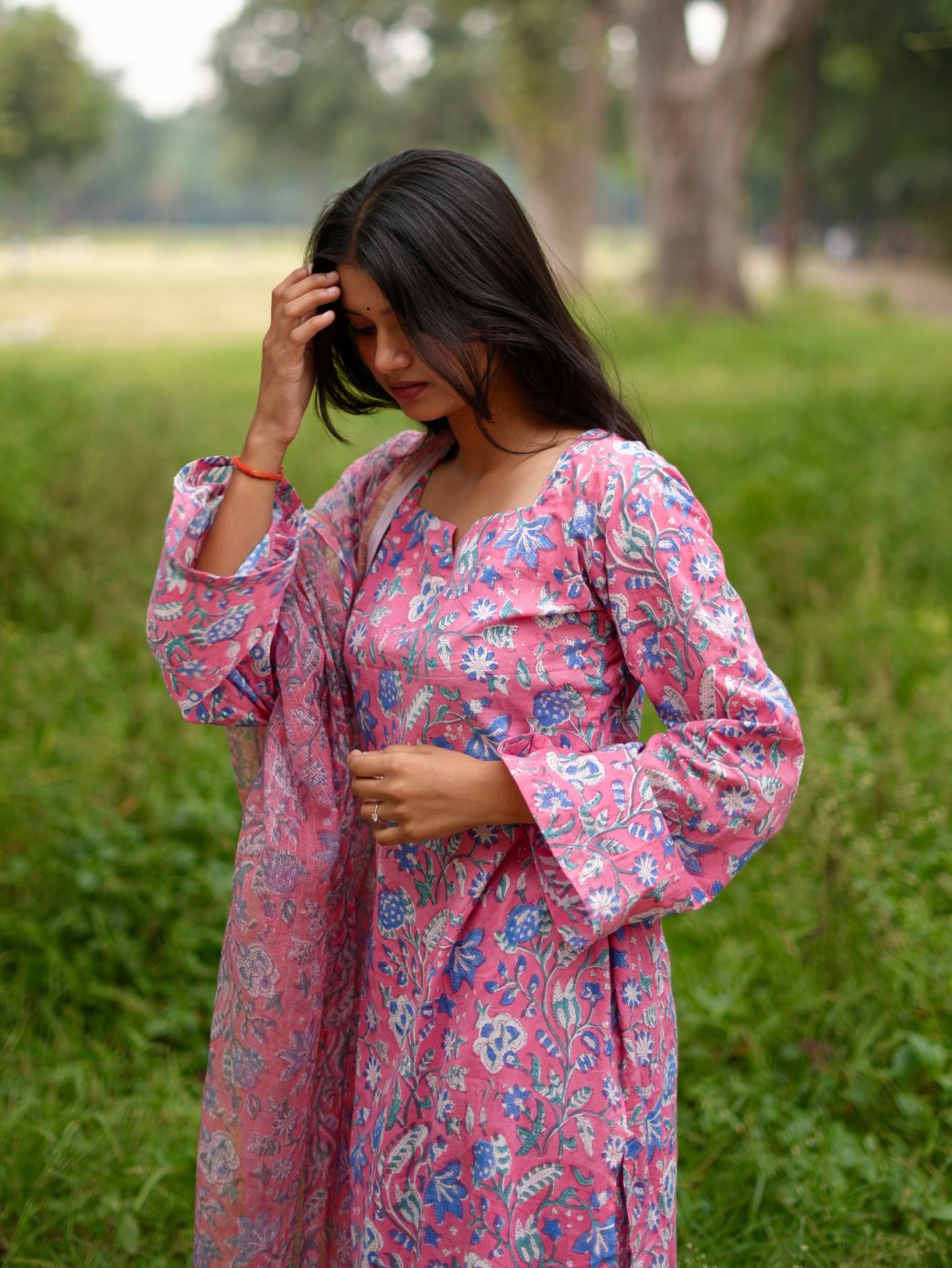 Afra Kurta Set