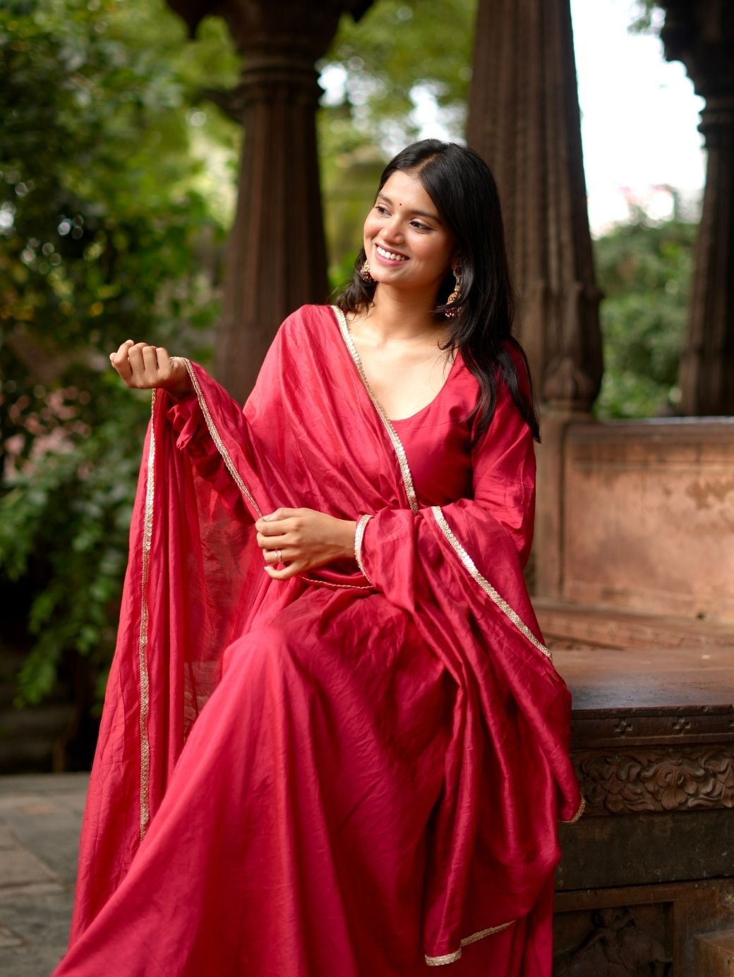 Roohani Red Set