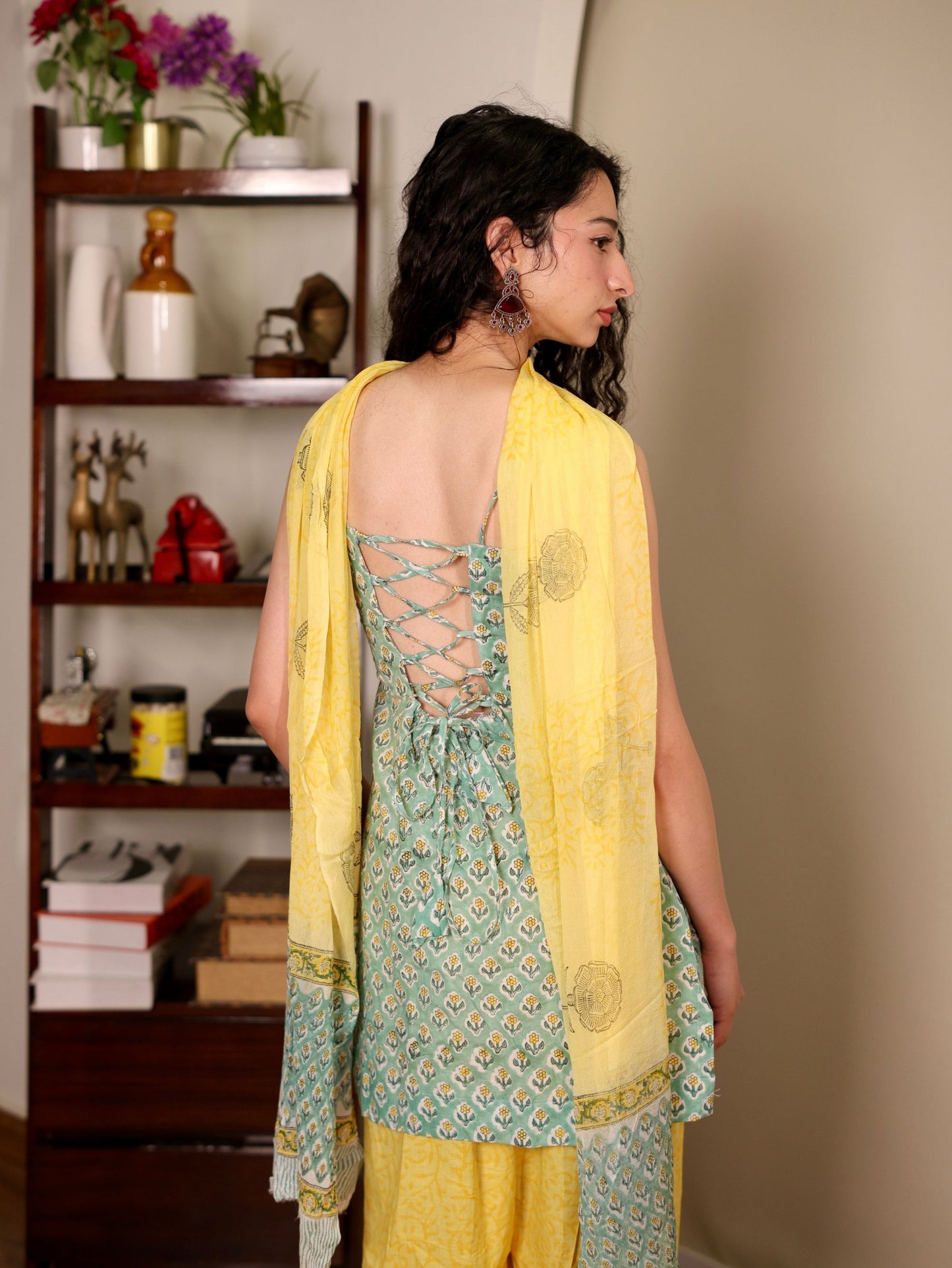 Shakira Cotton Suit Set with Farshi Salwar & Cotton Dupatta