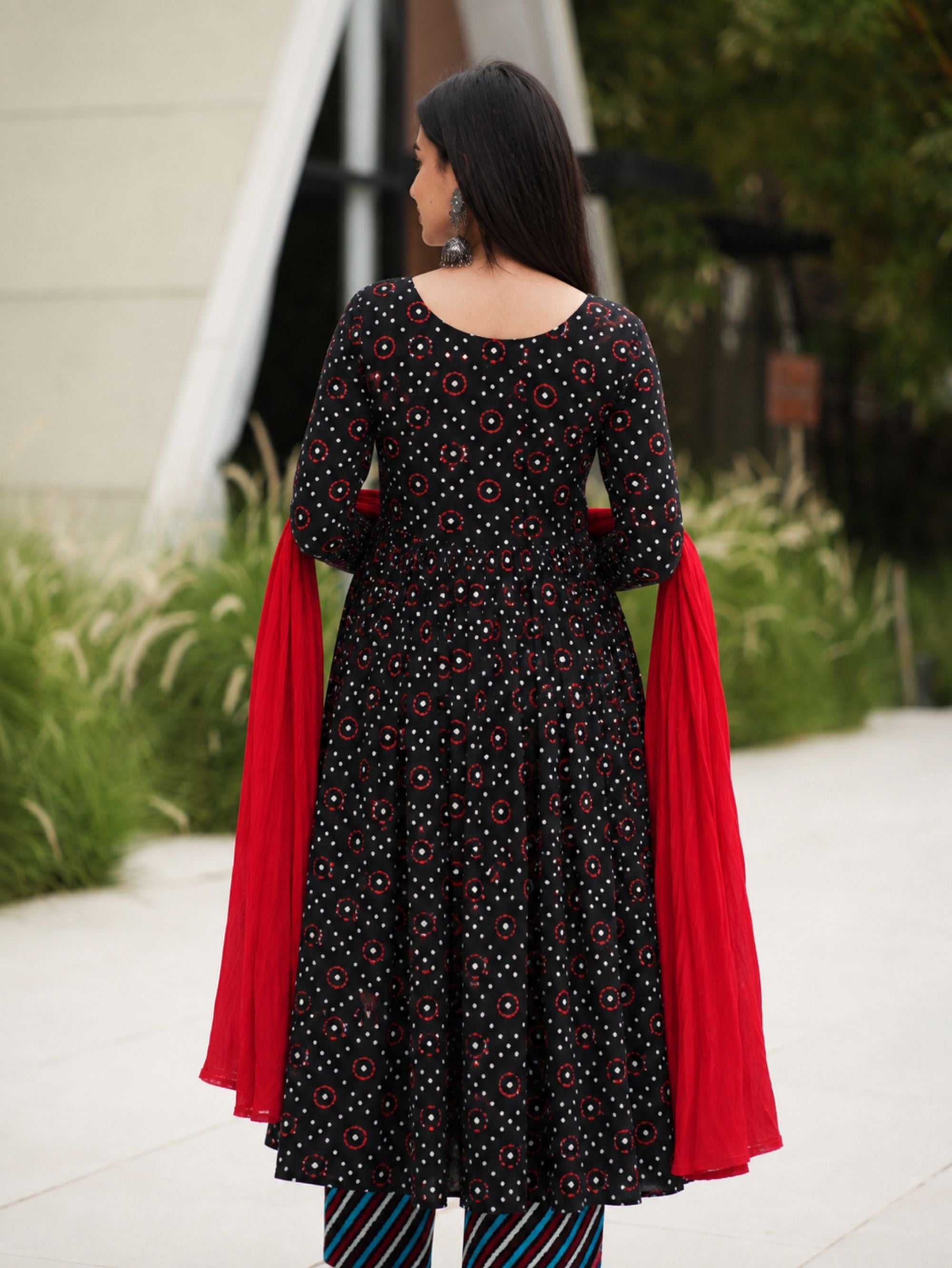 Black Savni Set