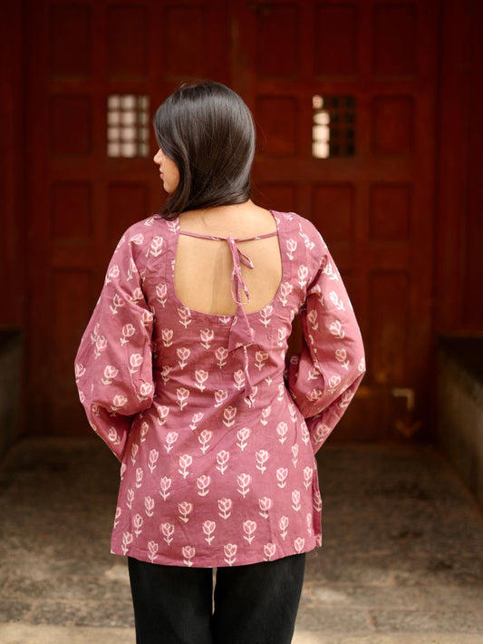 Noor Mauve Blossom Short Kurti