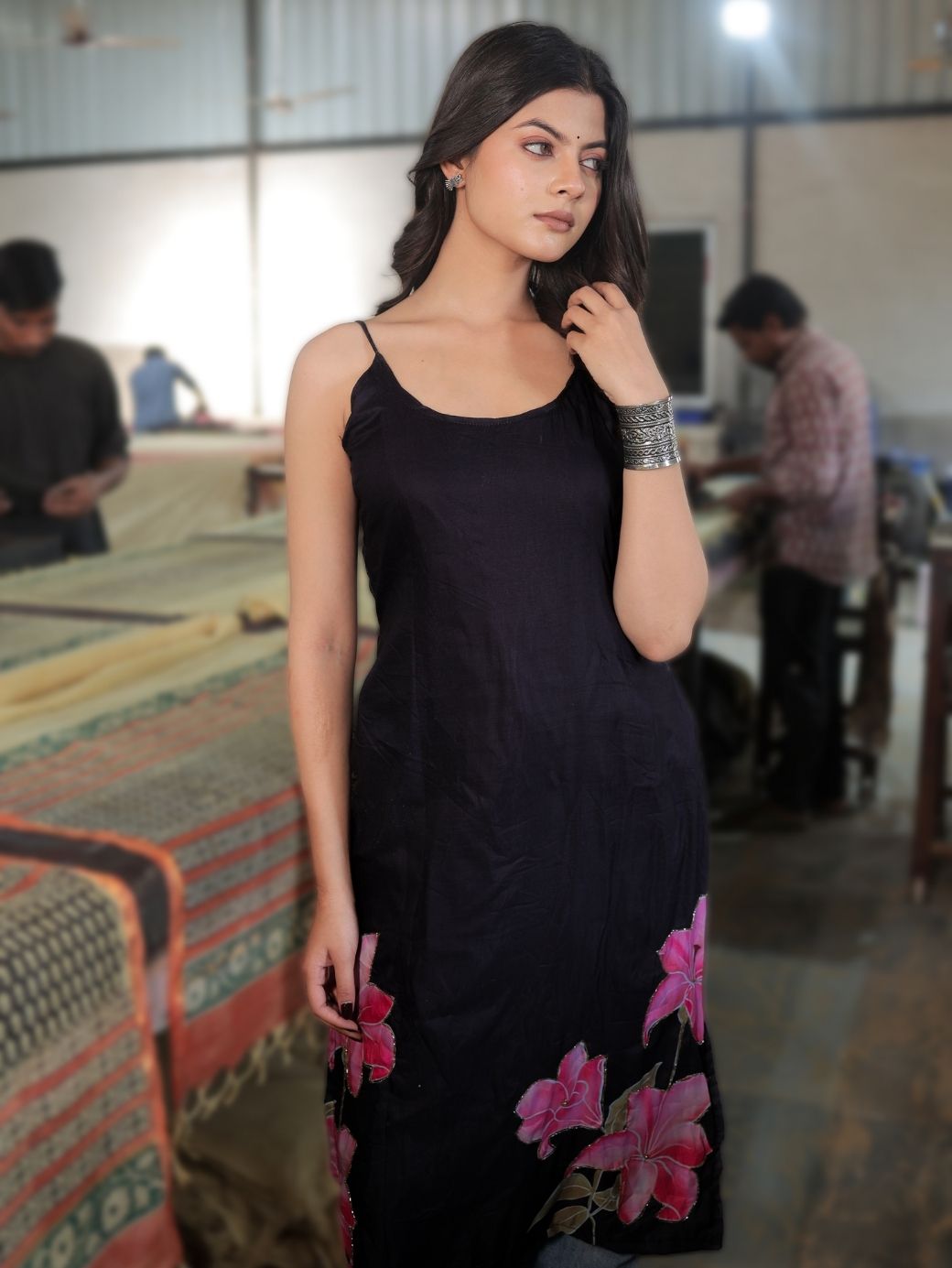 Raatrani Black Floral Handcrafted embroidered Kameez