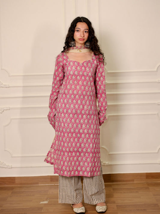 Kashmaksh Pink Cotton Suit Set