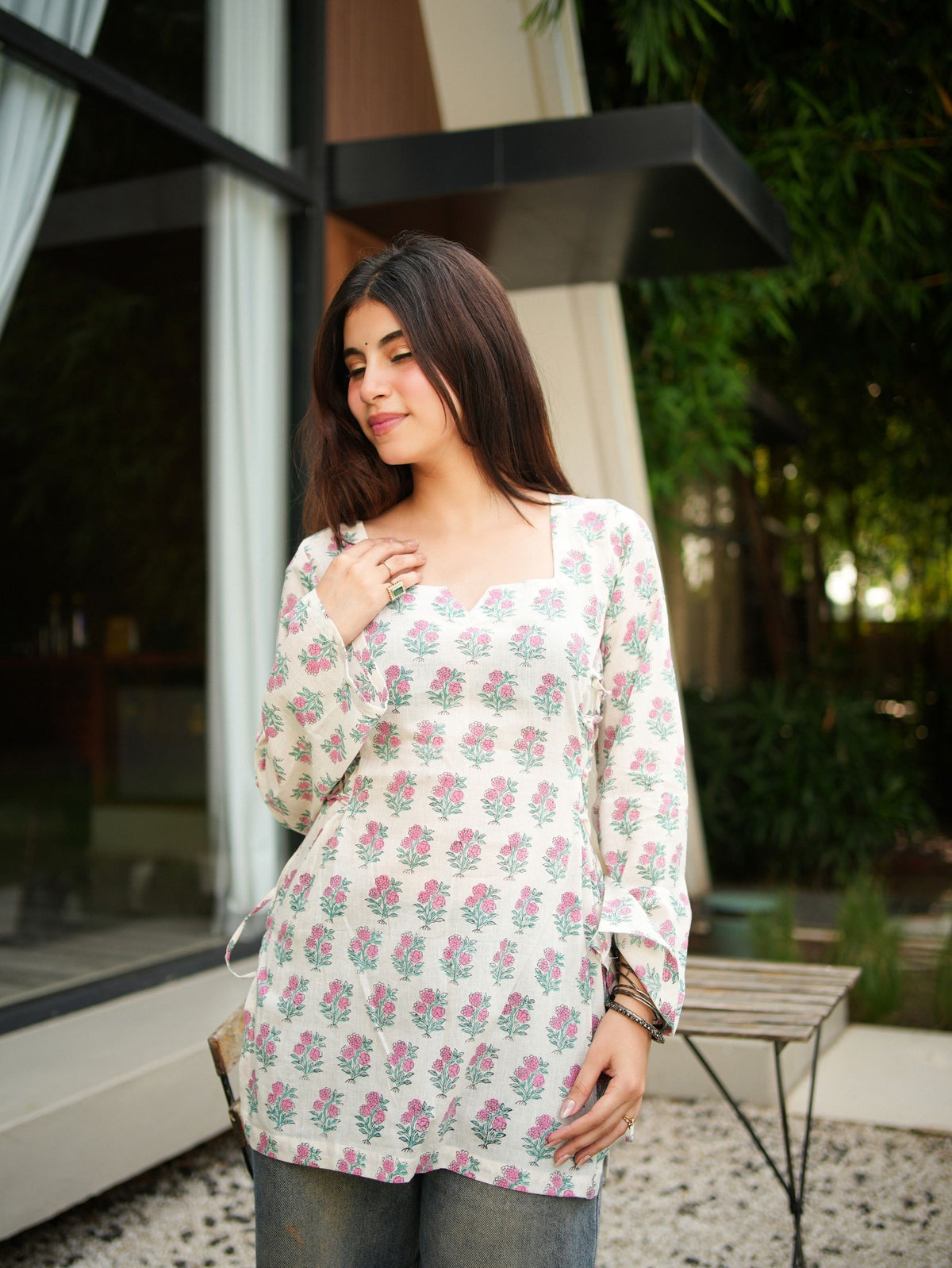 Siddhi White & Pink Short Kurti