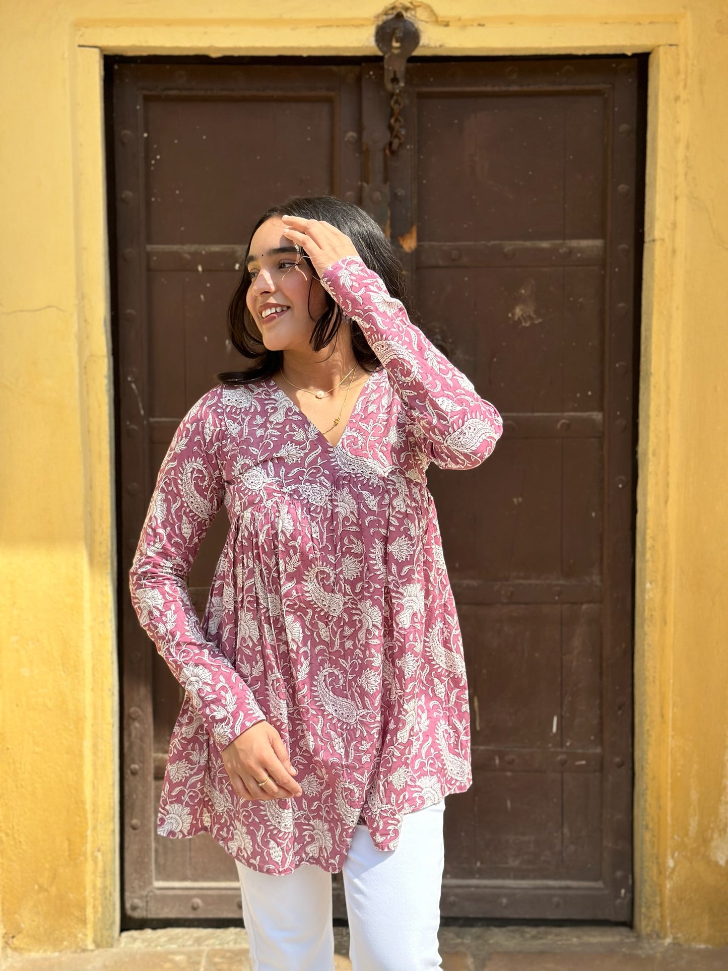 Peach paisley kurta