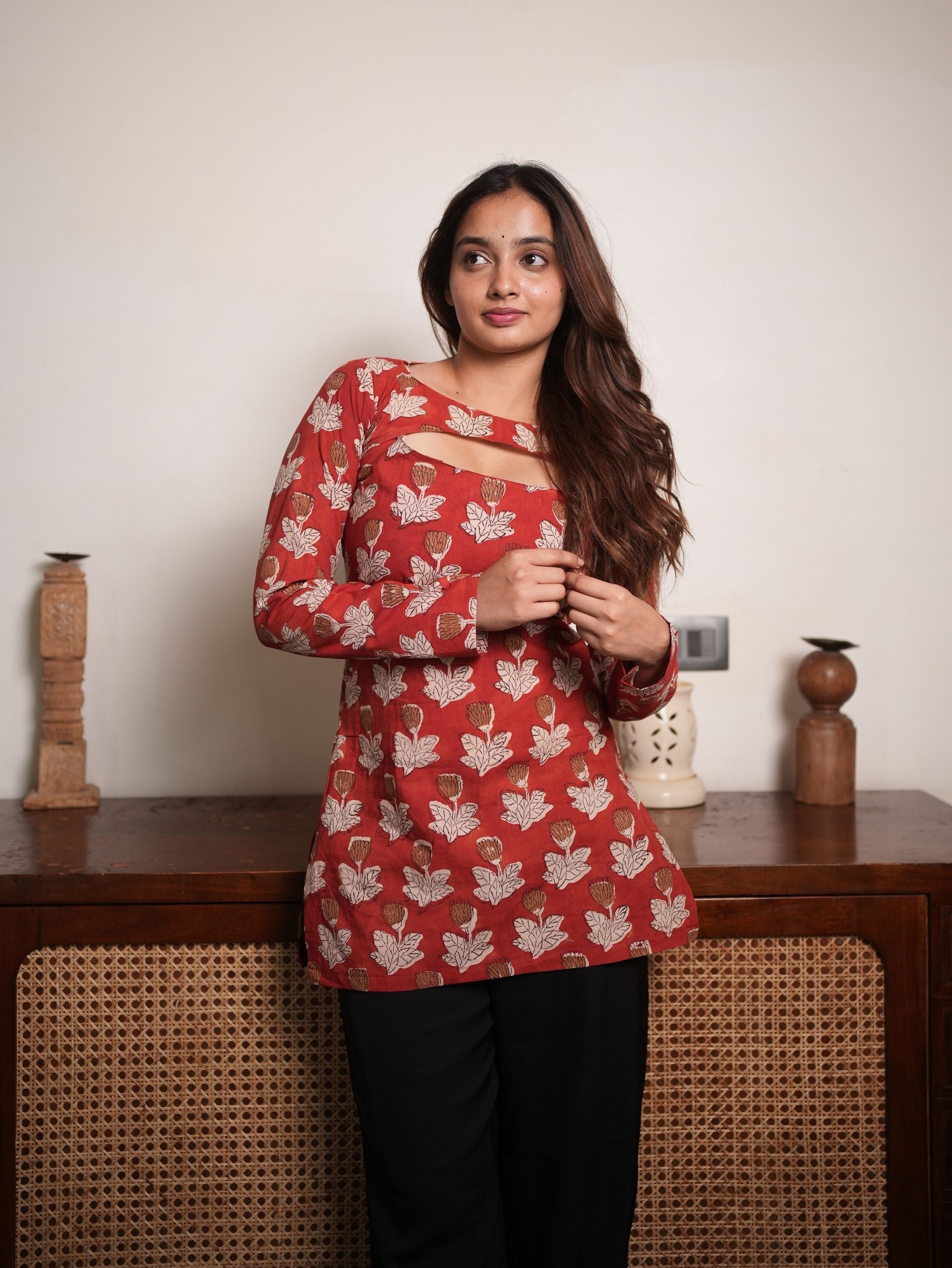 Coral Poetry Red Cotton Short Kurti with Convertible Neck