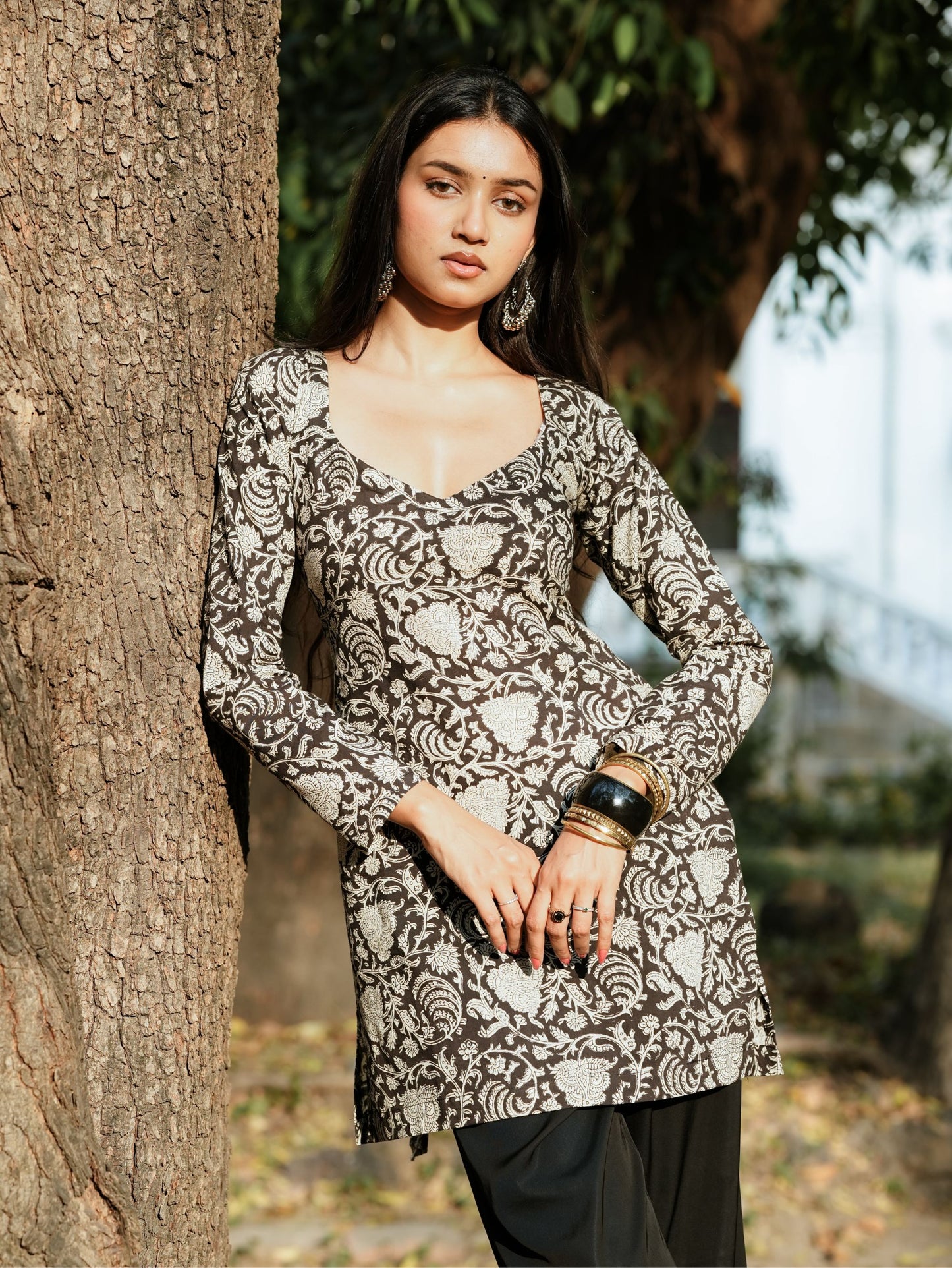 Ragini Black Handblock Sweetheart Neck Short Kurti